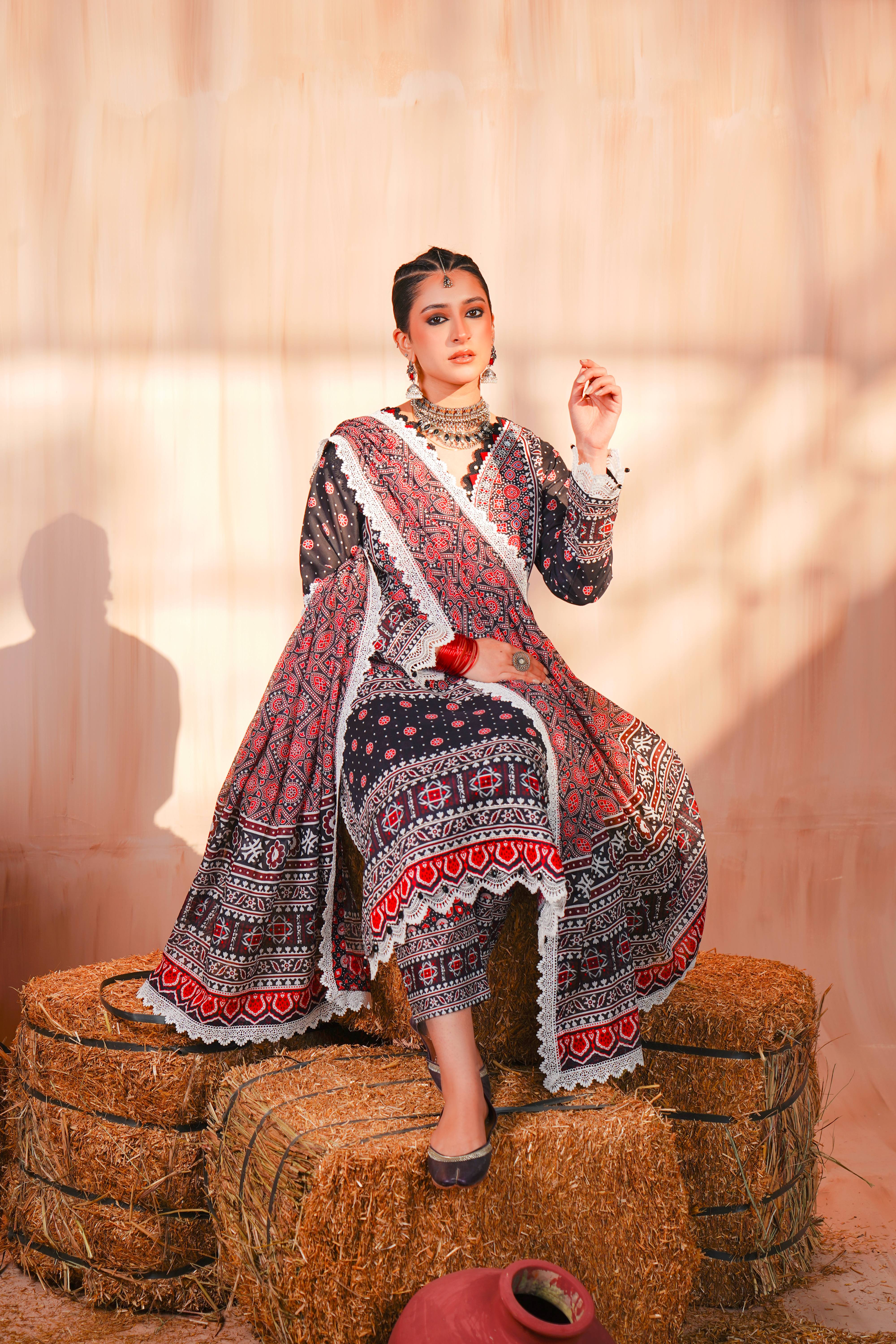 AJRAK COLLECTION 25