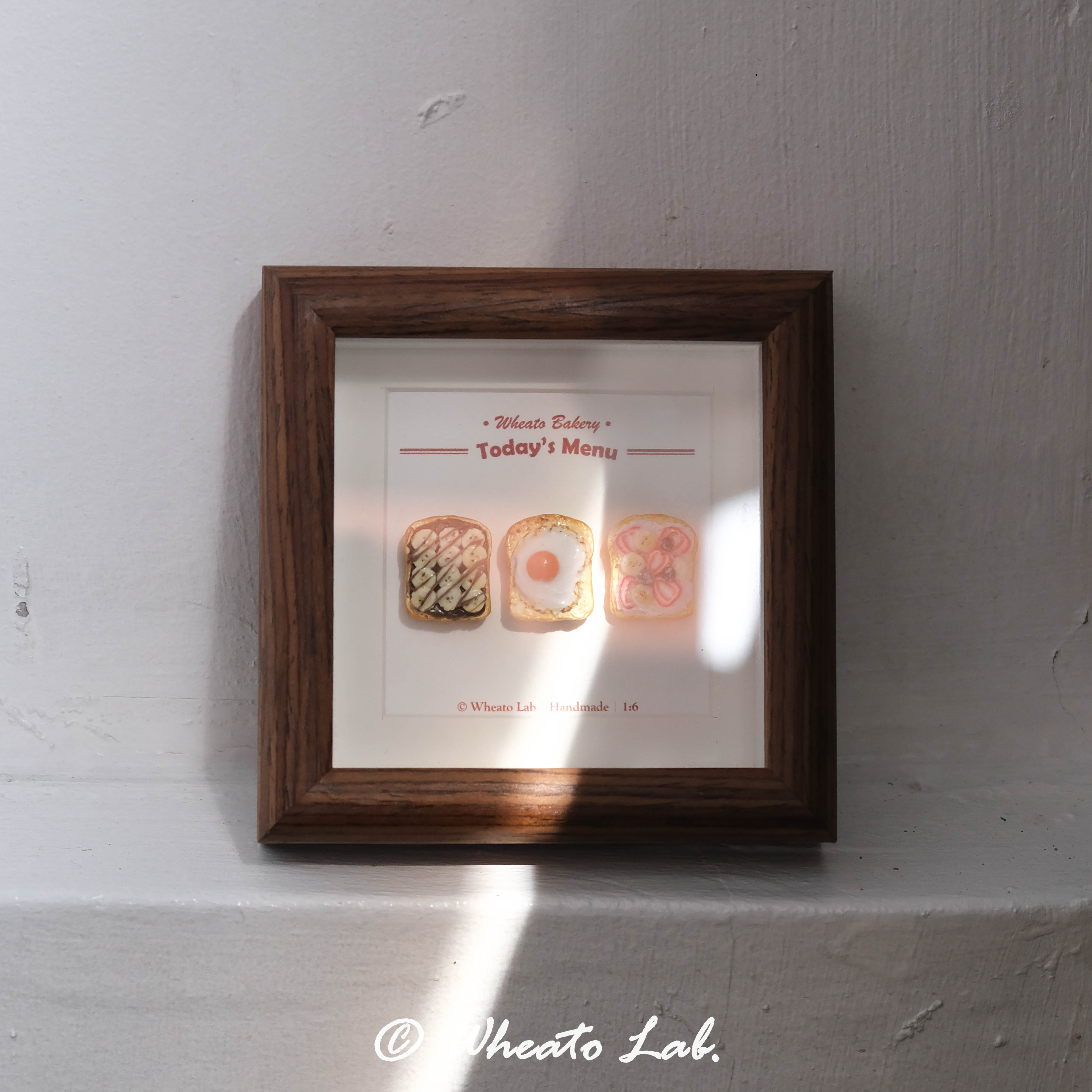 mini Toast in Frame