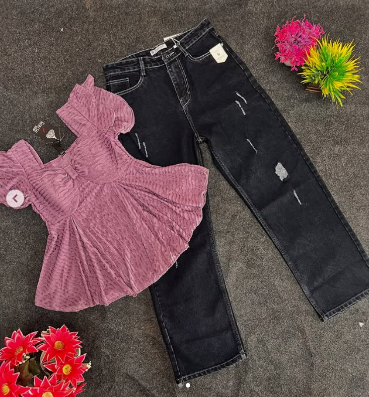Girls' Fashionable Top and Black Jeans Set