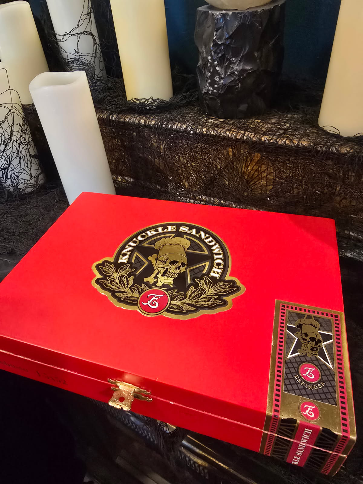 Knuckle Sandwich Smoke box