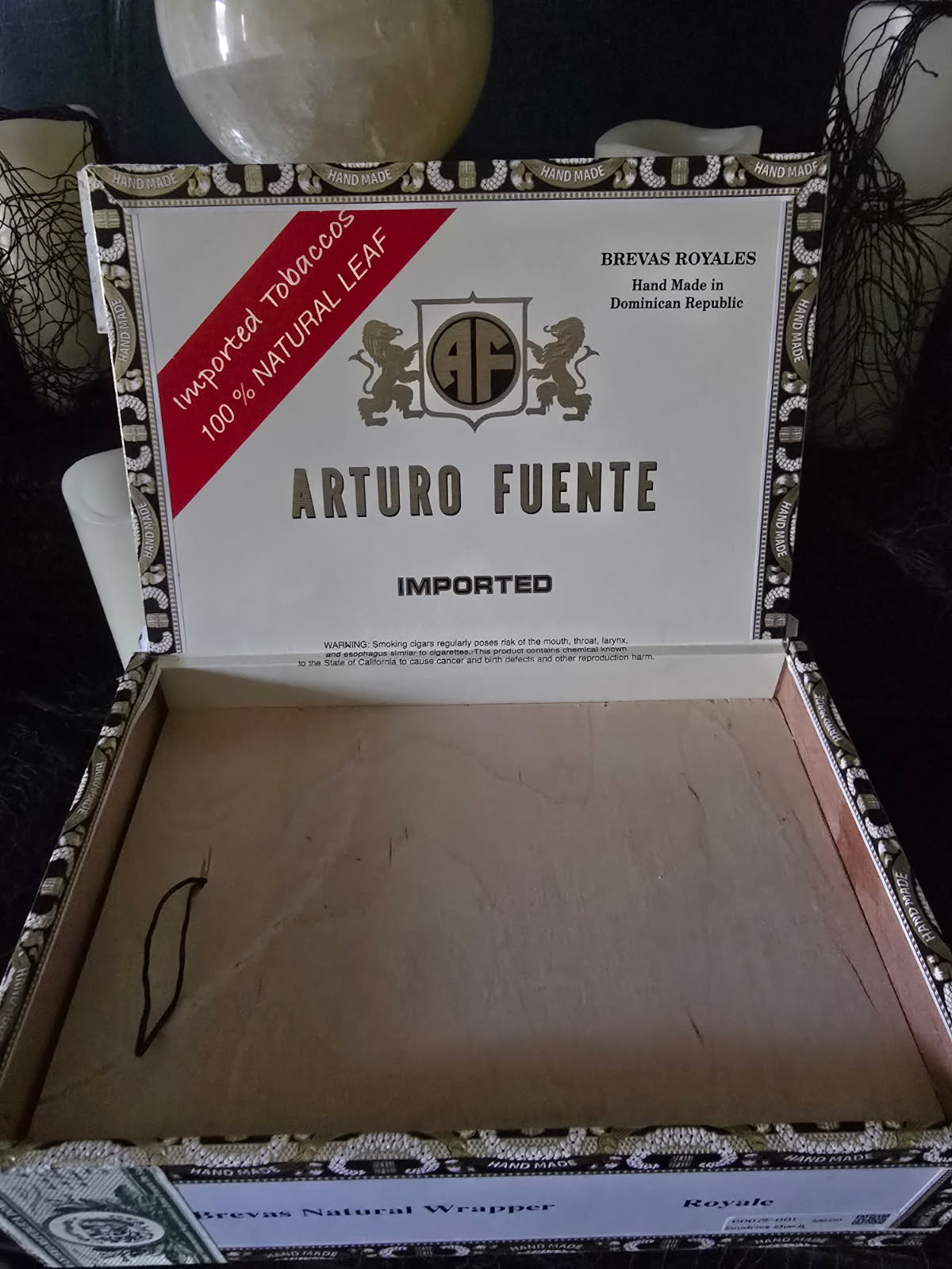 Aroma mediation cigar box  "Arturo Fuente"