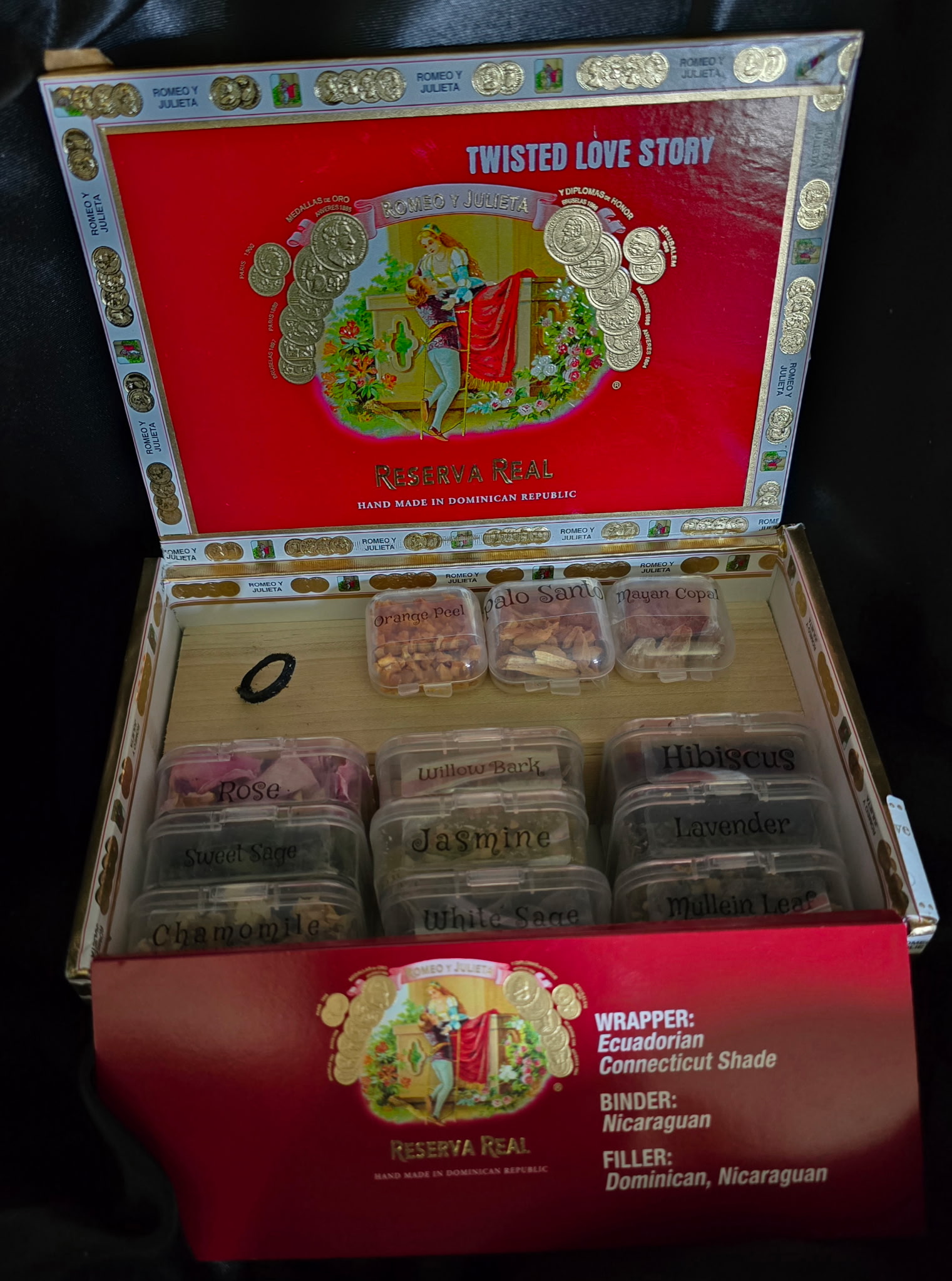 Romeo Y Julieta Twisted Love Story Smoke box