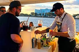 Humberto M. Sunset – Navegação com Open Bar no Pôr do Sol