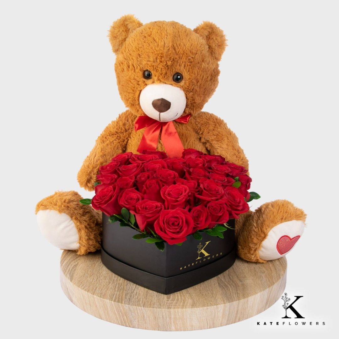 Box de corazón negro de 25 rosas rojas