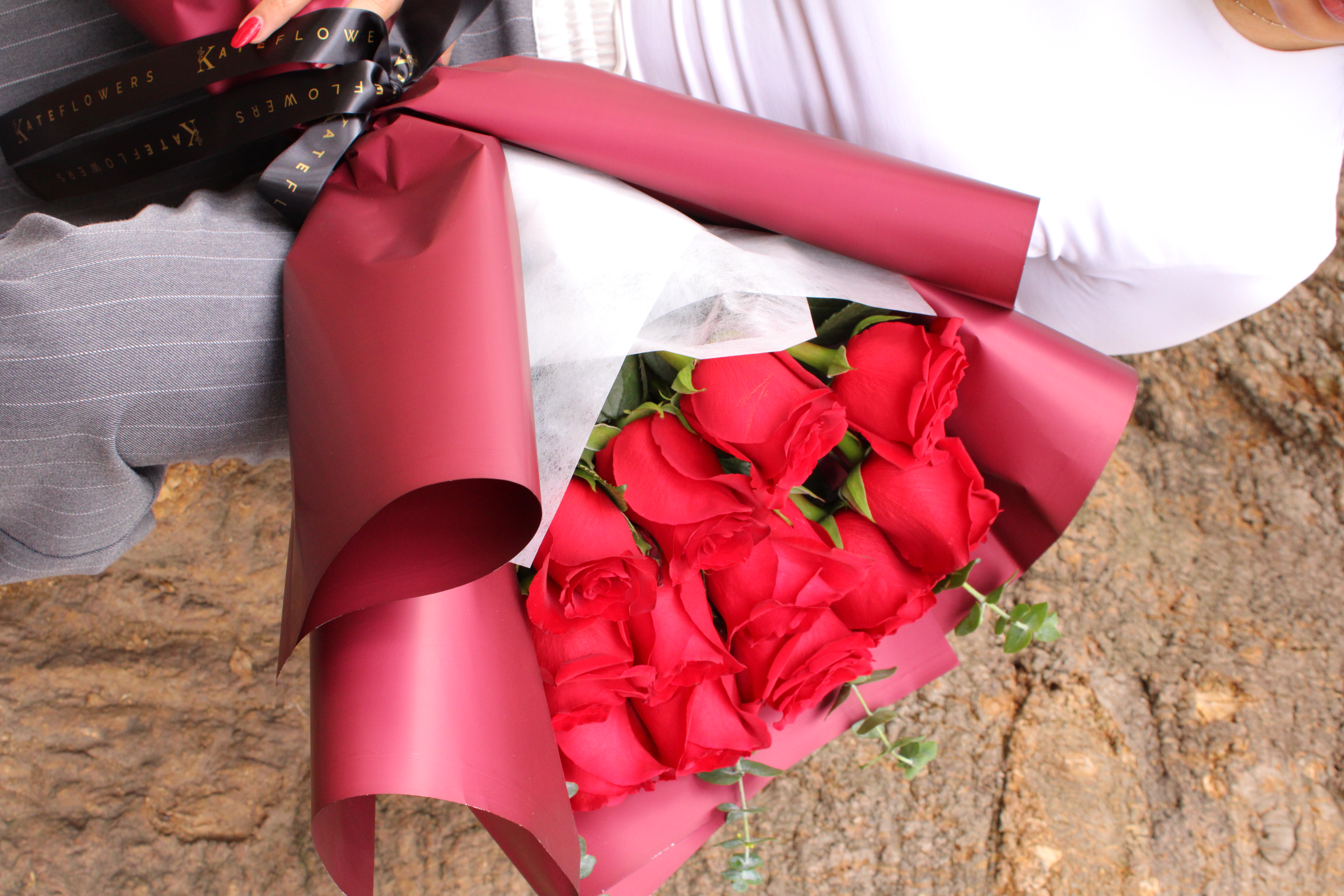 Ramo de 12 rosas rojas