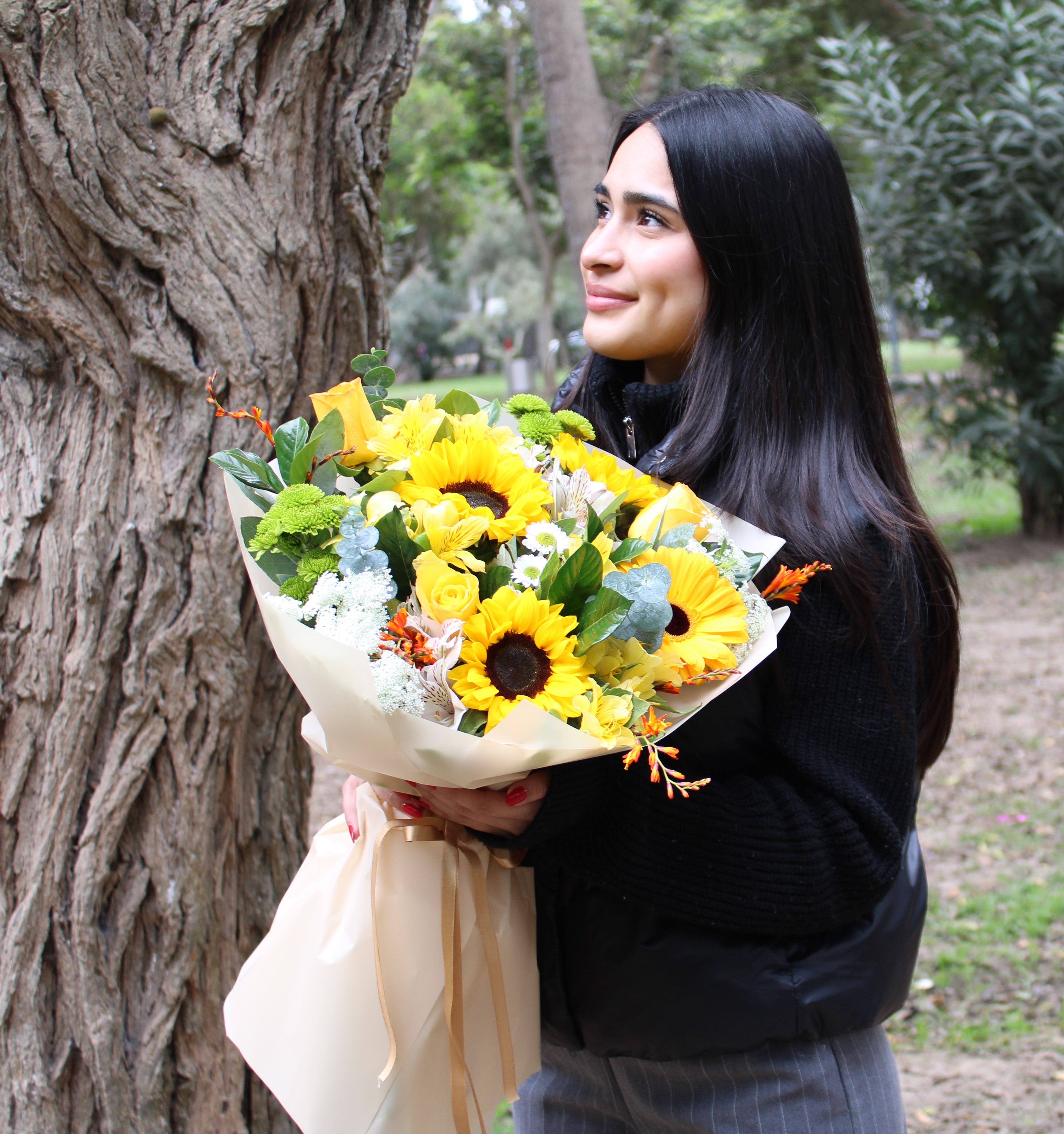 Ramo de girasoles y flores mixtas