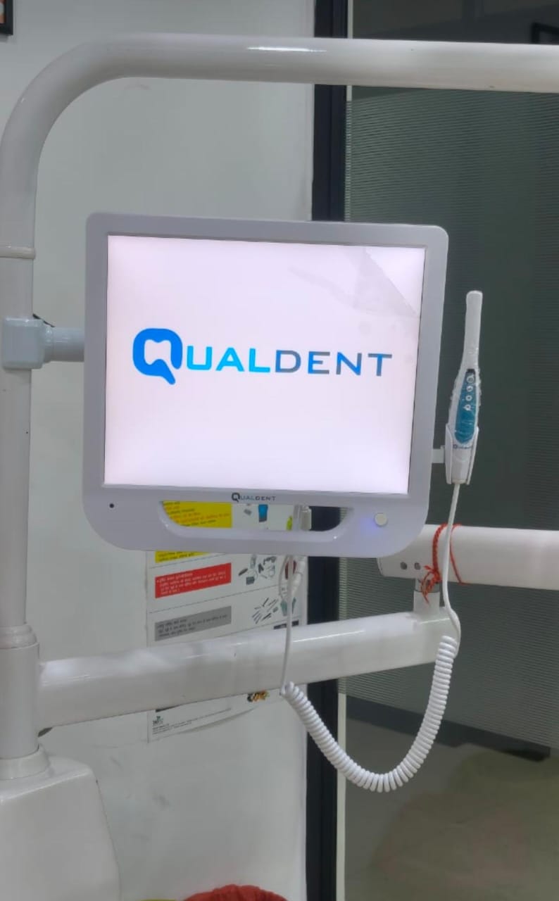 Qualdent Dental Chair Monitor