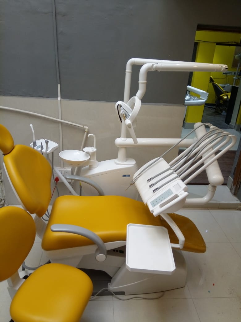 Dental chair unit
