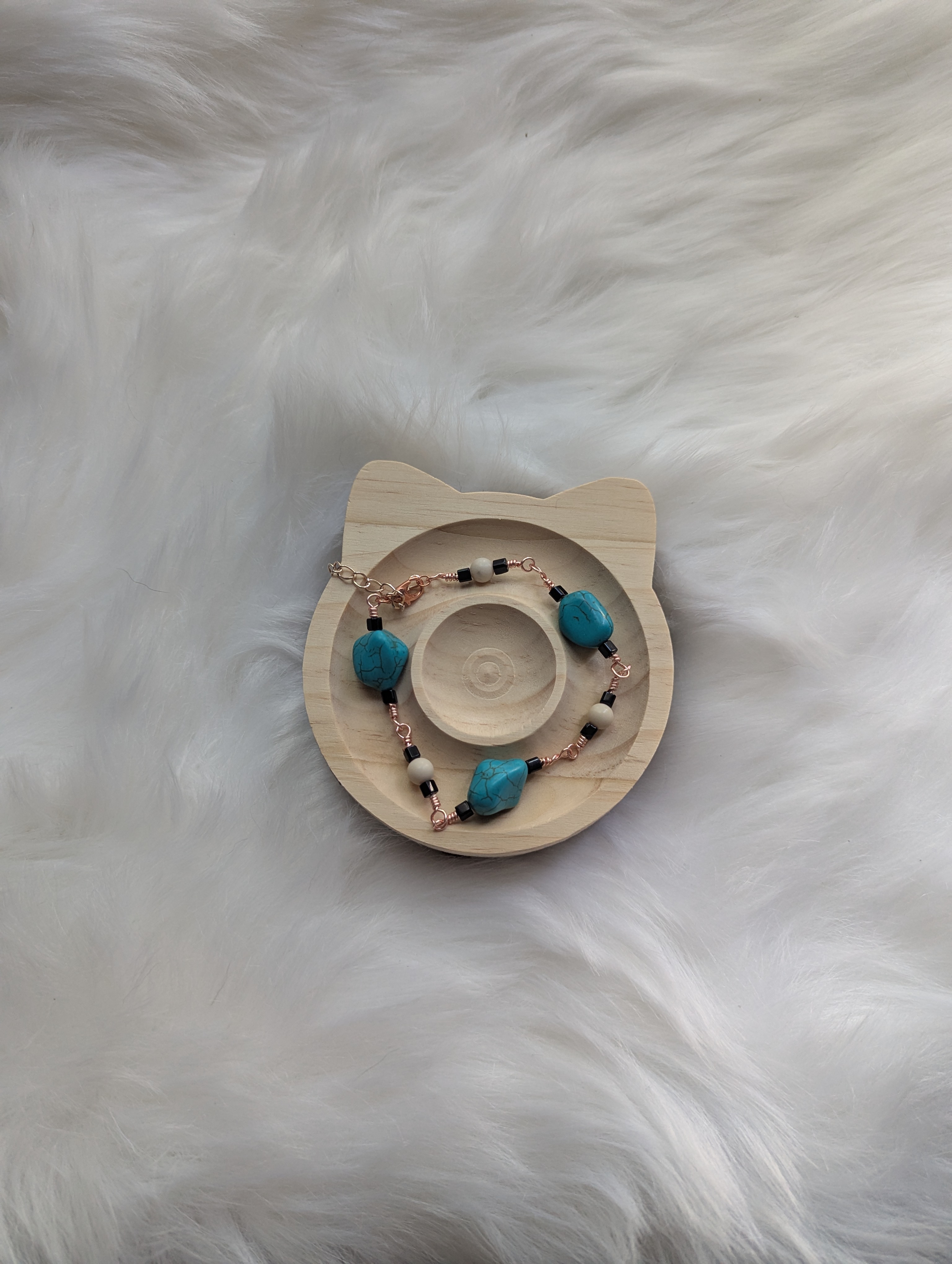 Turquoise nuggets Beaded Bracelet