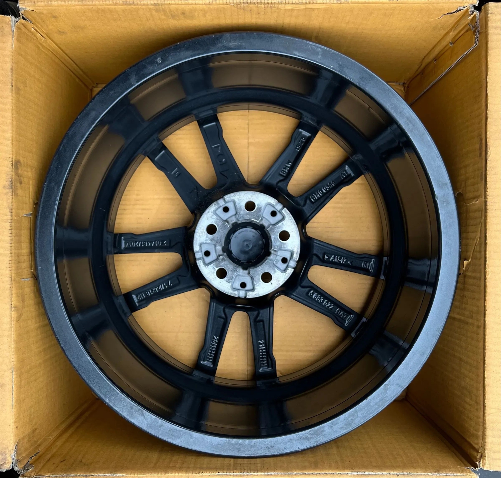Genuine BMW 2 Series G42 3/4 Series G20 G21 G22 G23 18 Inch V Spoke 780 Alloy Wheel 6883522