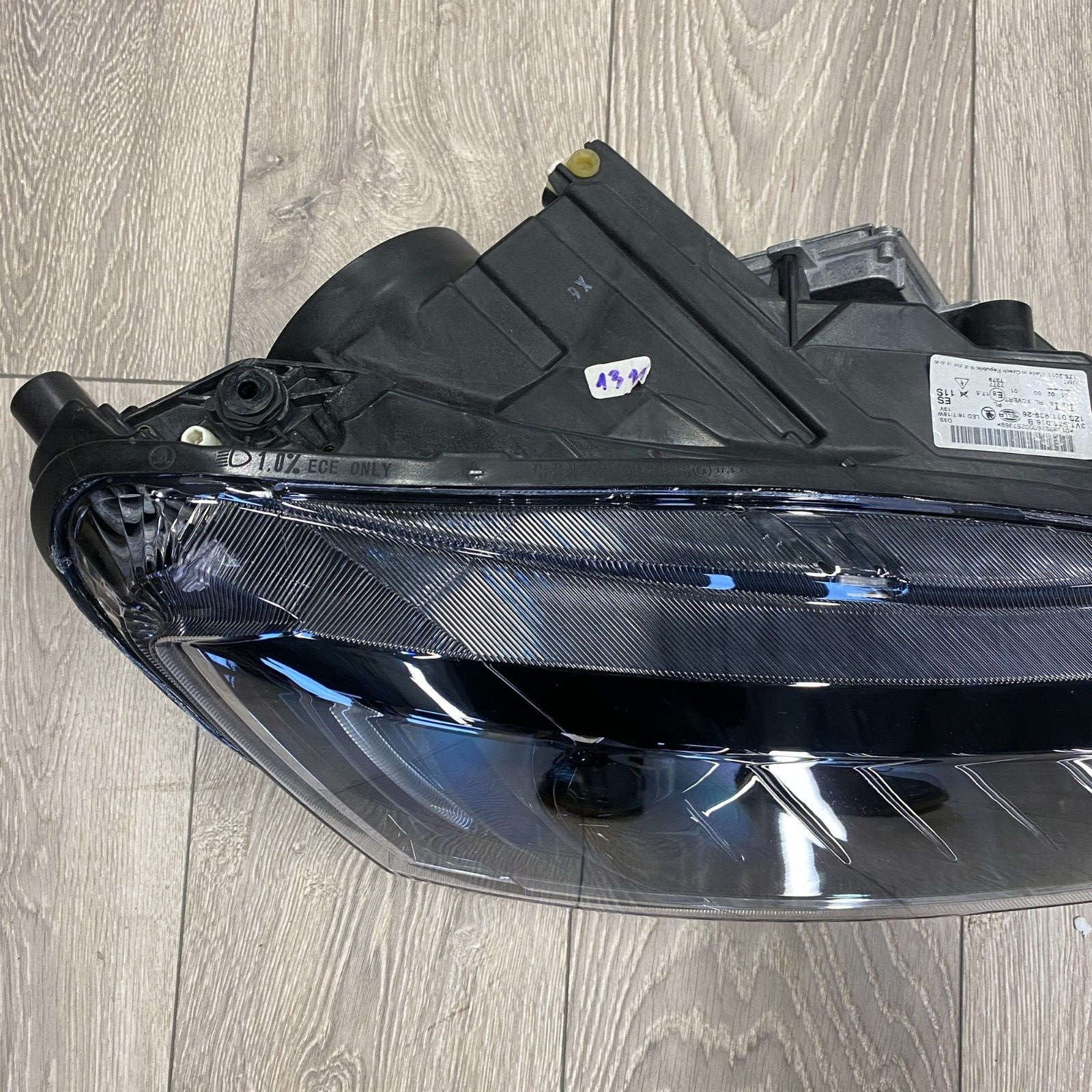 Skoda Superb III 3V1941015A front headlight xenon left headlight headlamp