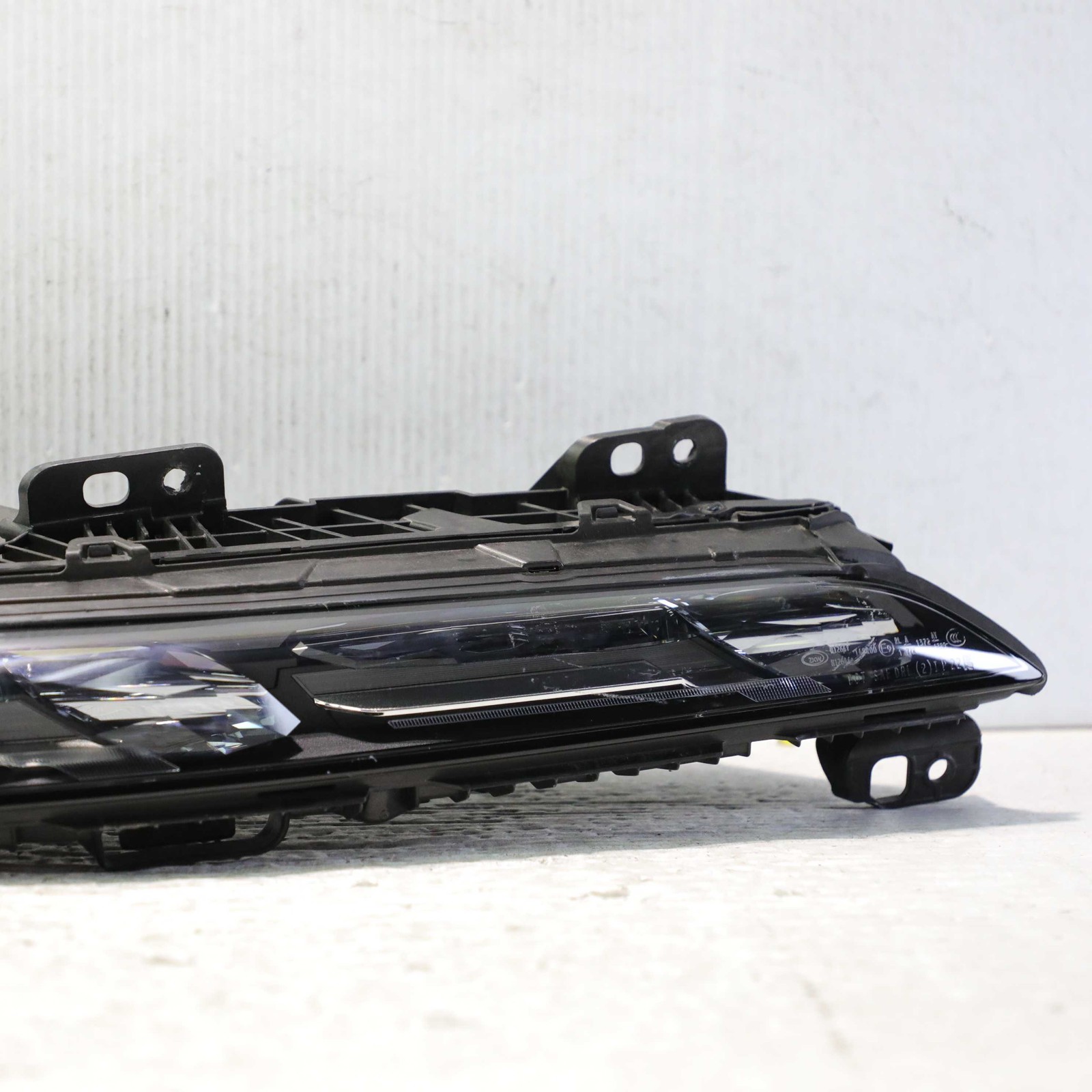 23-25 BMW X7 M60i xDrive 40i Crystal Iconic LED Right Fog Light OEM 9879936-11