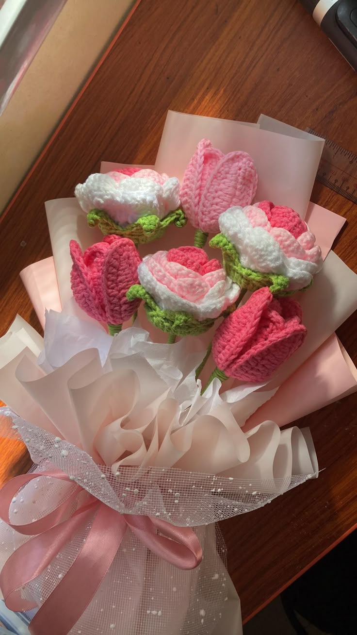  Crochet Rose Bouquet