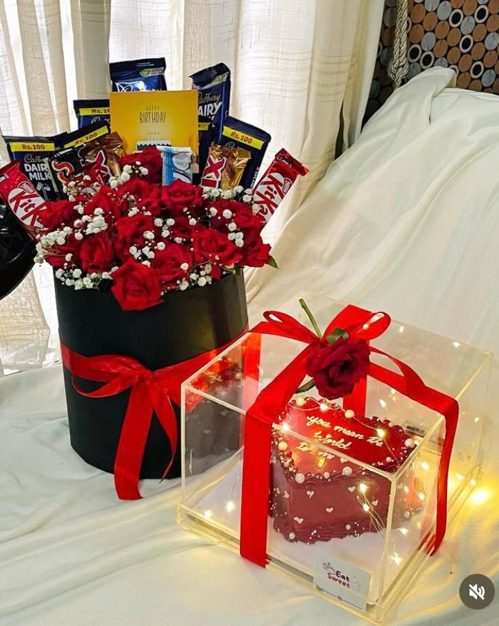 Romantic Gift Hamper with Cake and Chocolates