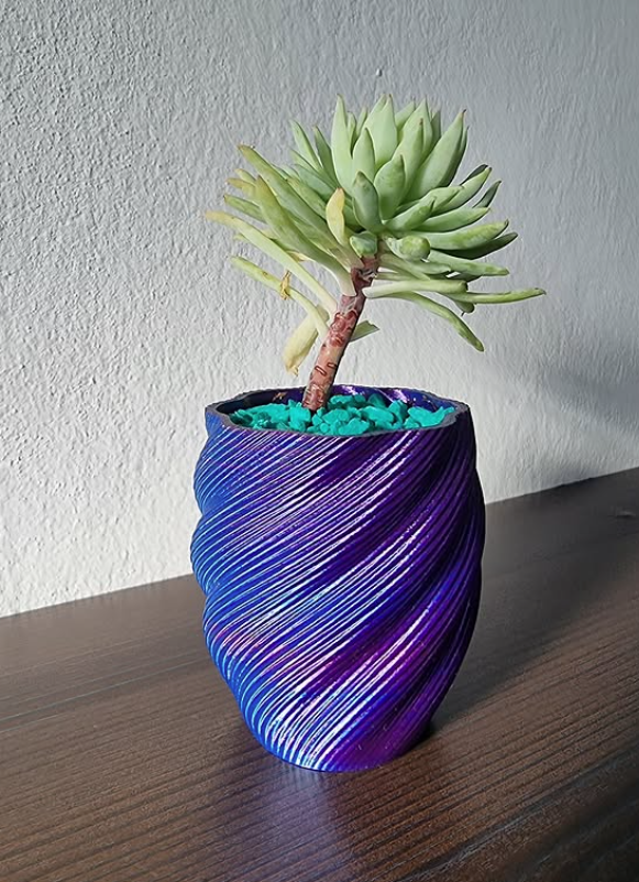 Maceta 3D Tornasolada Espiral: 🌀 Curvas en espiral que fluyen