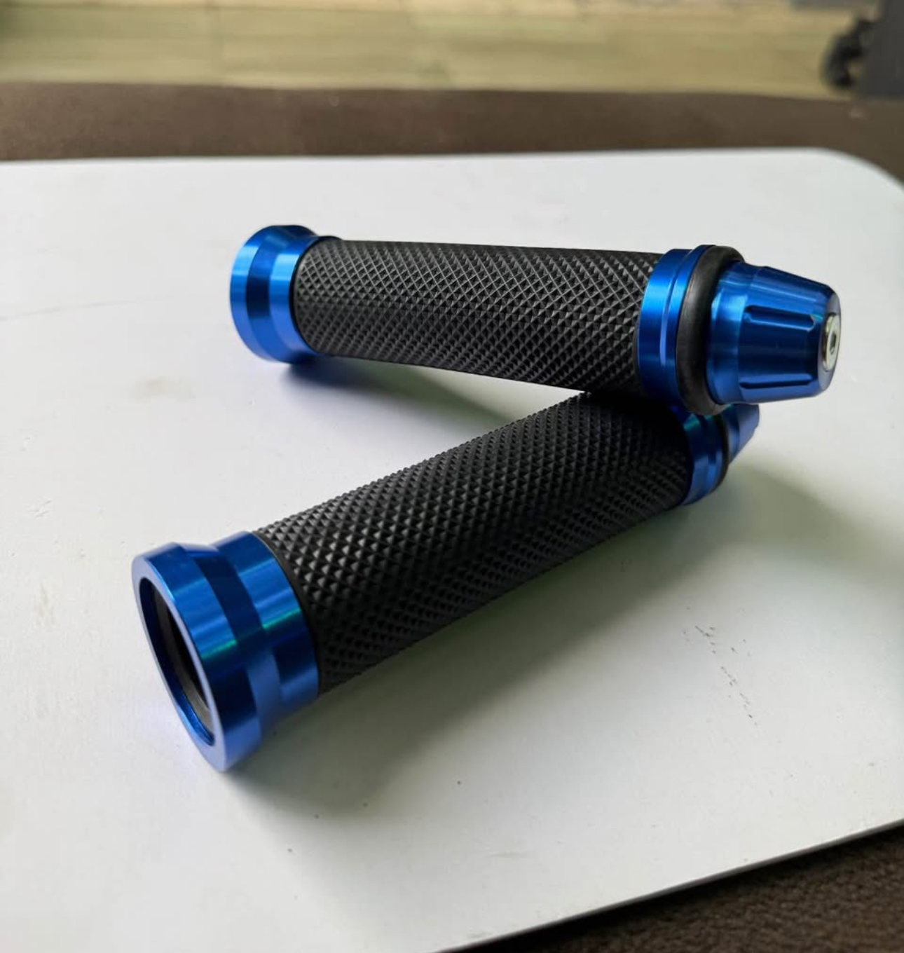 Manoplas de guidão para moto