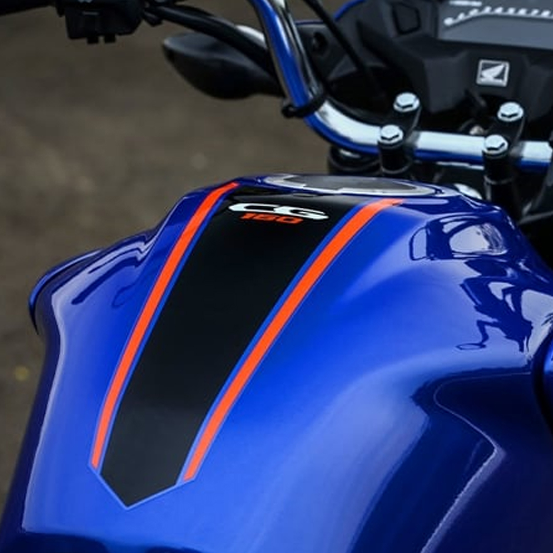 Gravatinha Honda CG vermelho e preto