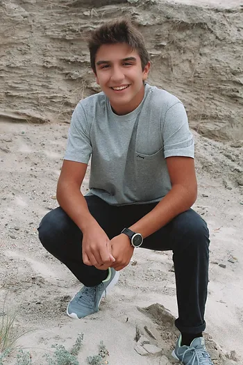 T-Shirt with pocket - Gray