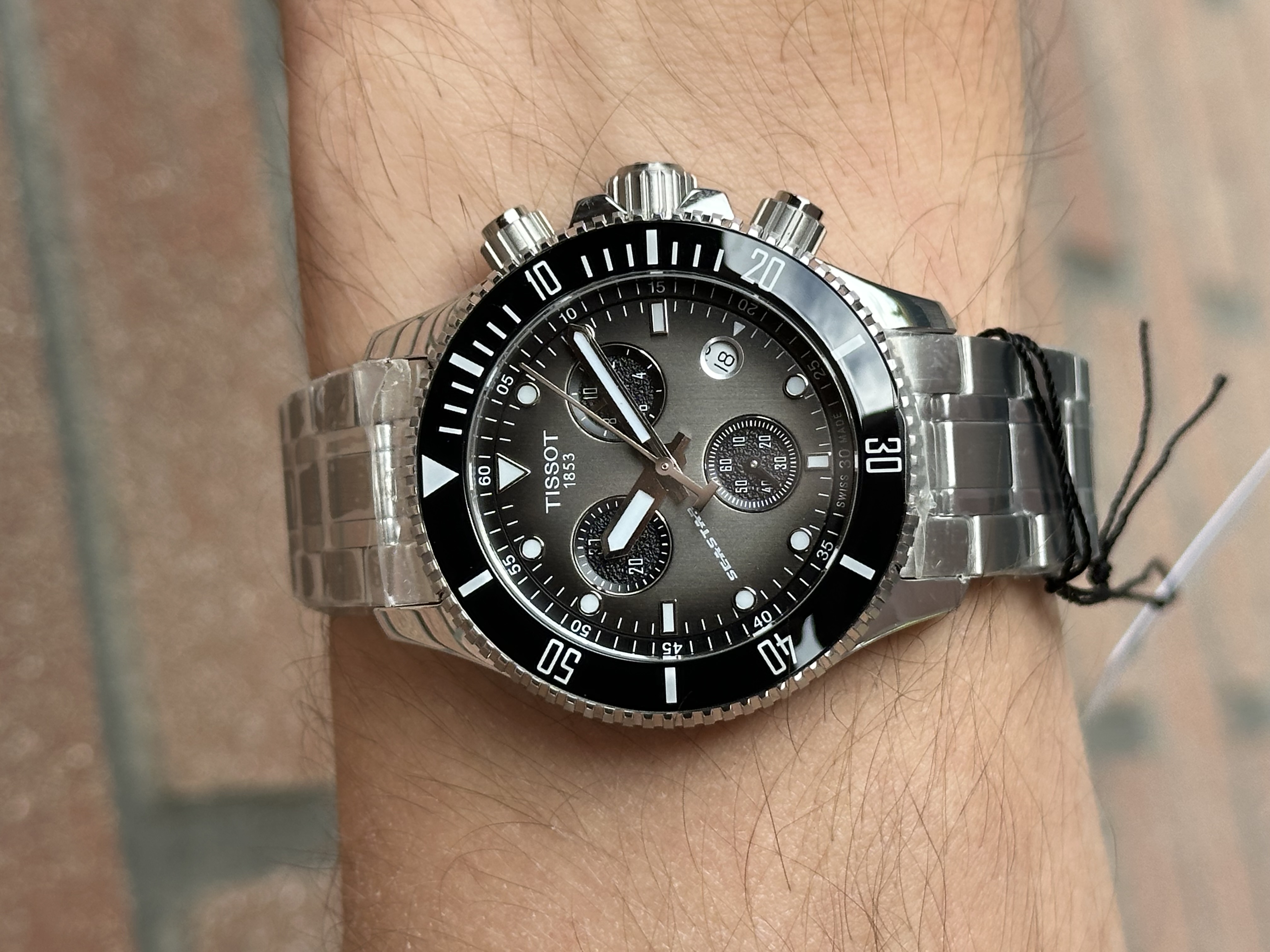 Tissot Seastar 1000 Chronograph ref. T120.217.11.061.00 t