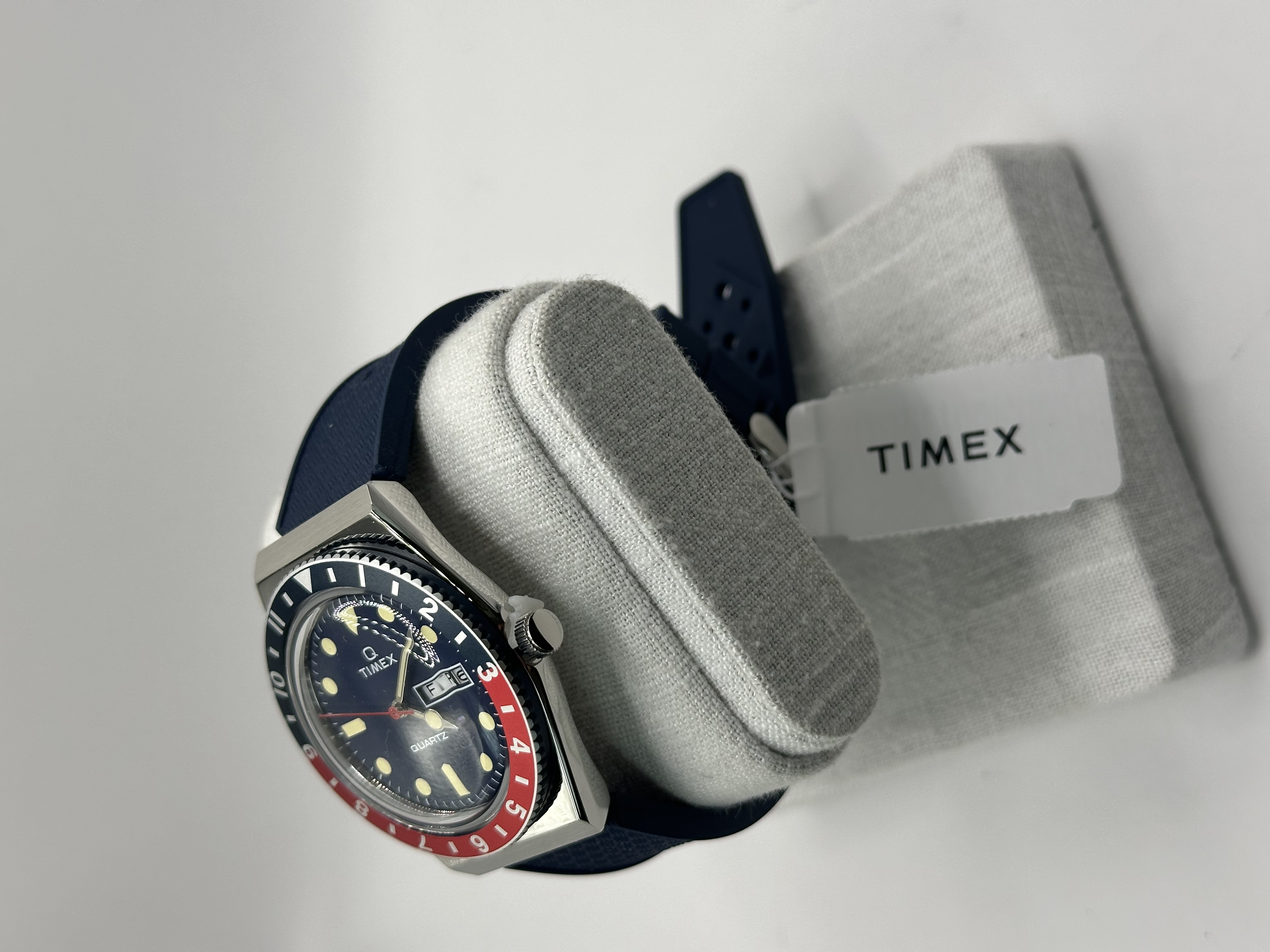 Timex Q Diver (TW2V32100)