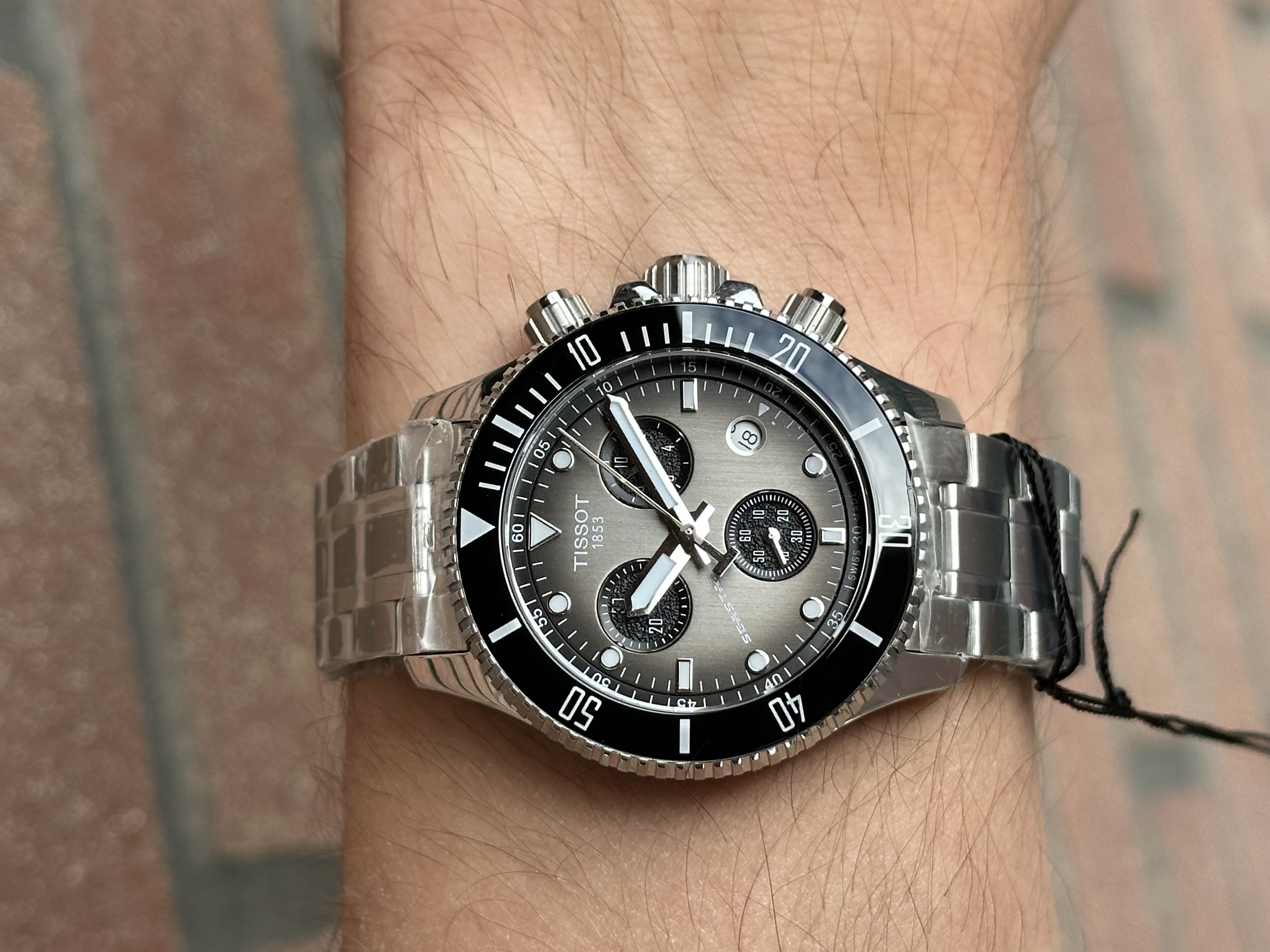Tissot Seastar 1000 Chronograph ref. T120.217.11.061.00 t