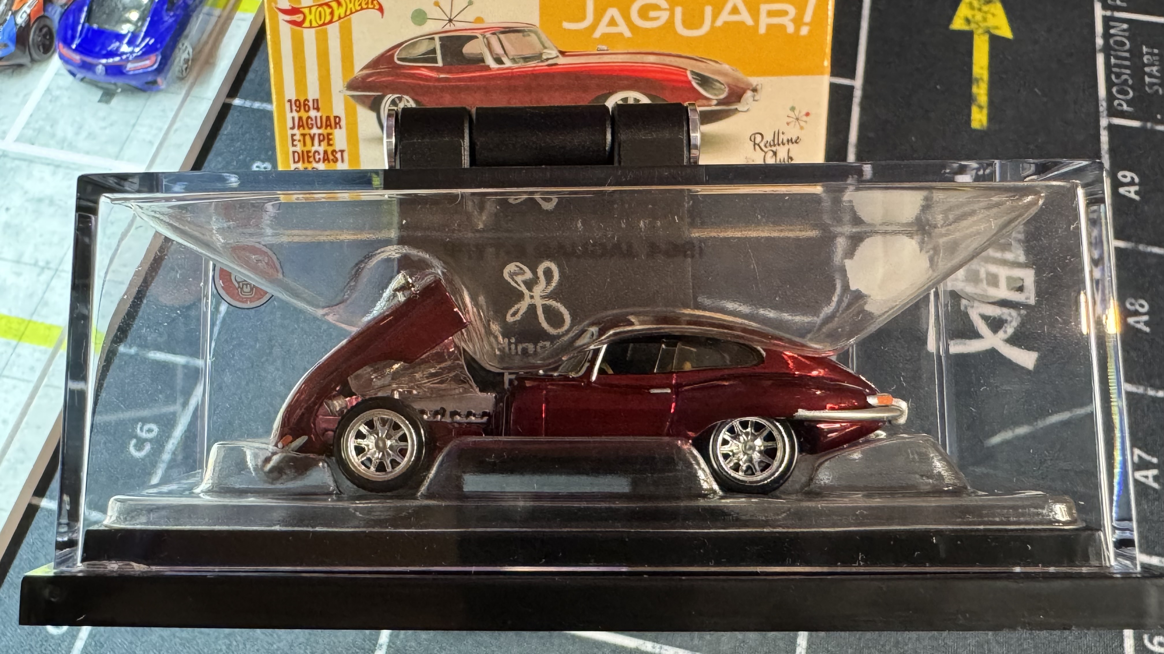 1964 Jaguar E-Type Diecast Car