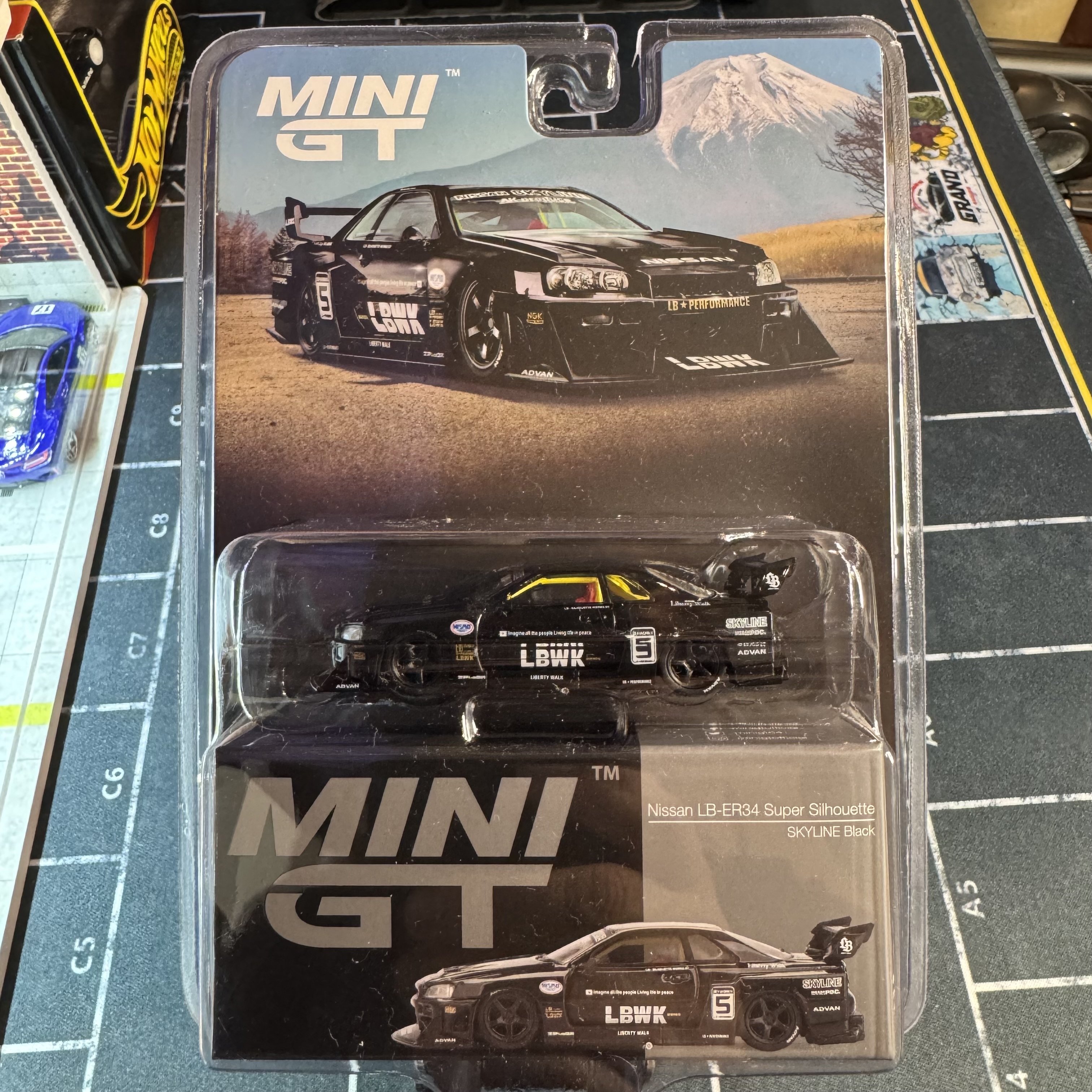 MINI GT Nissan LB-ER34 Super Silhouette Skyline Black