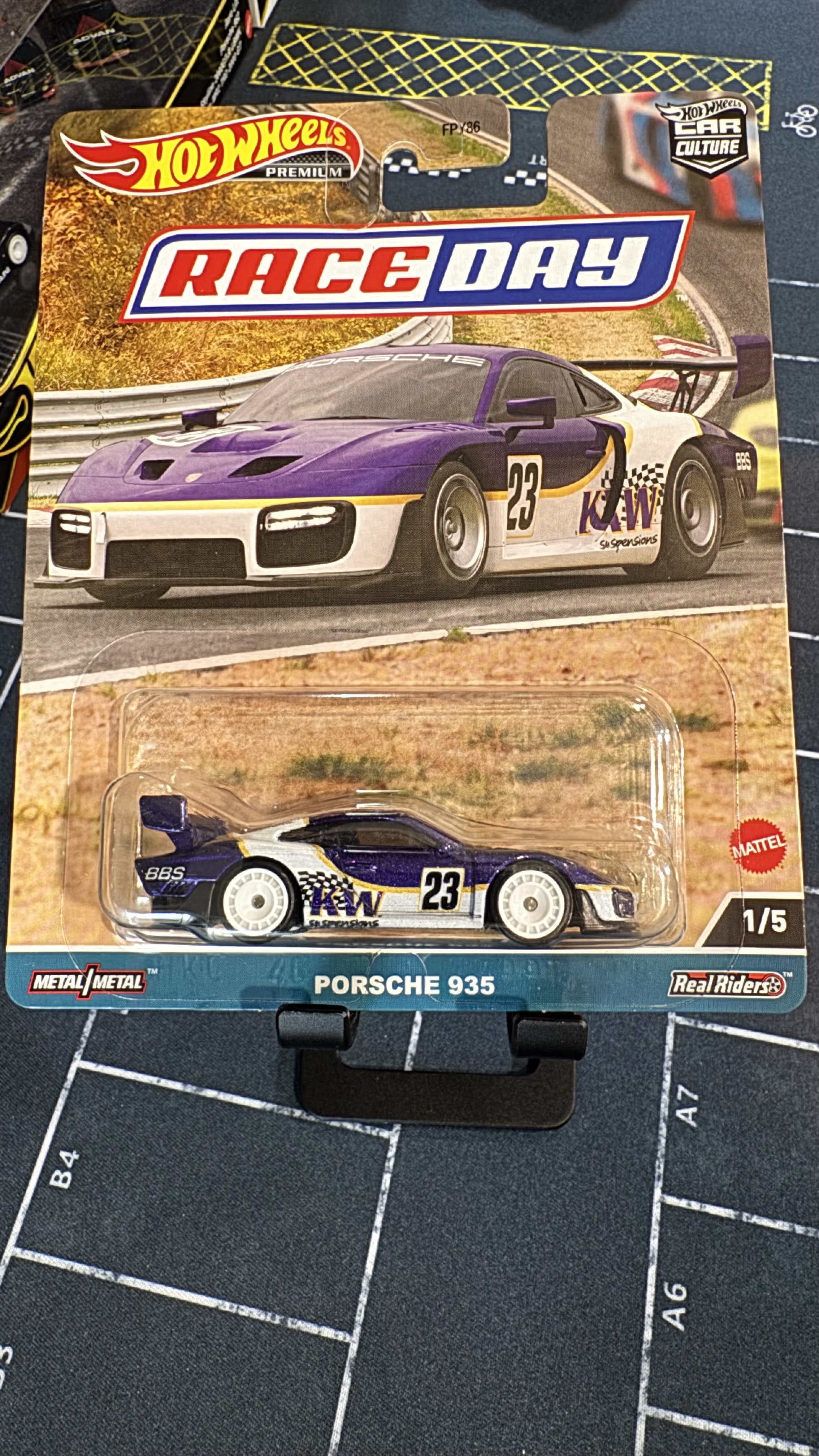 CAR CULTURE RACE DAY PORSCHE 935