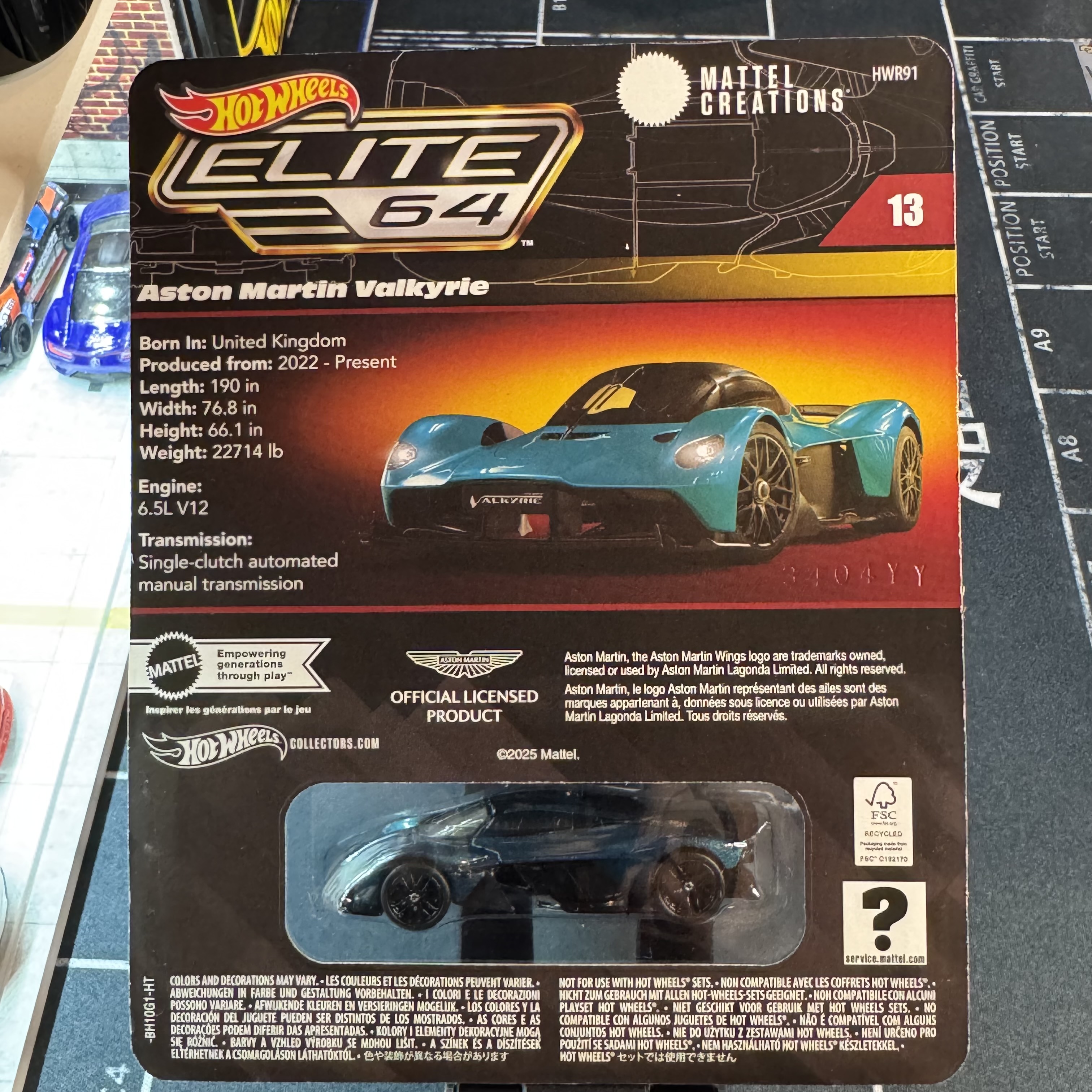 Hot Wheels Elite 64 Aston Martin Valkyrie