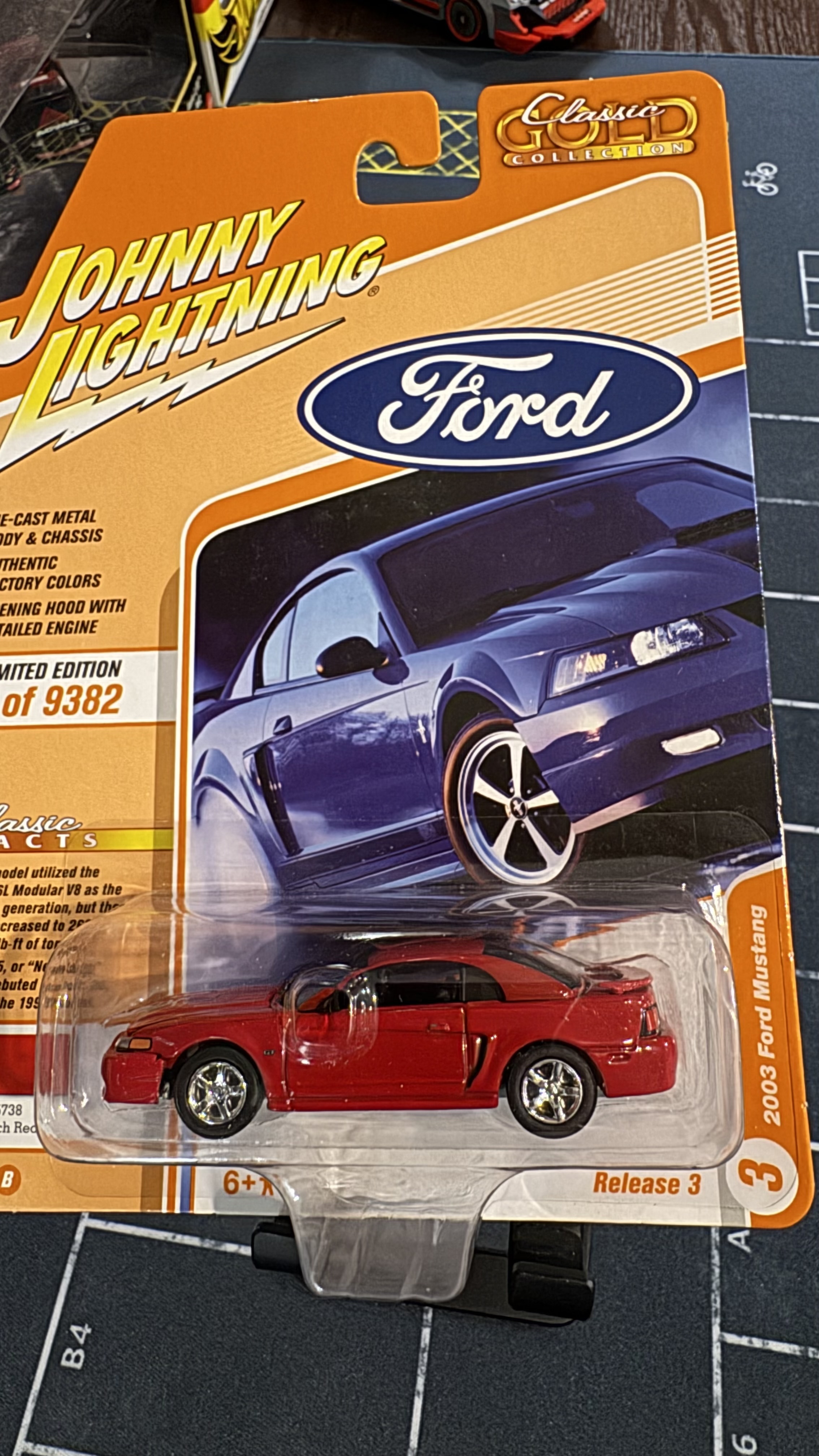 JONNY LIGHTNING 2003 FORD MUSTANG