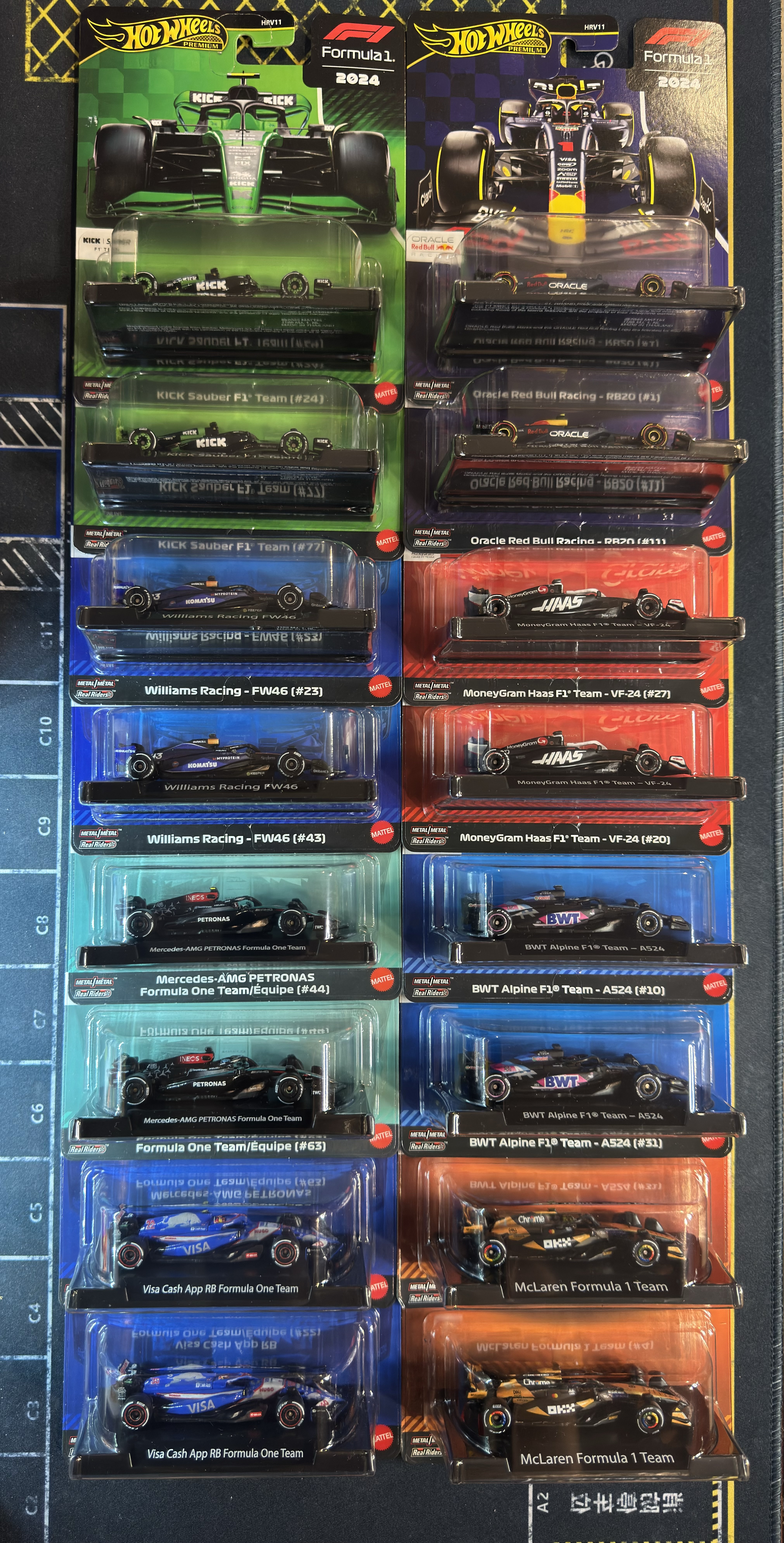 HOT WHEELS FORMULA 1 2024 16 CAR SET