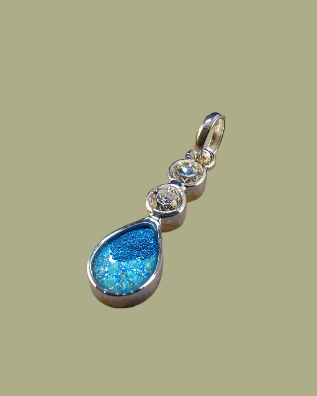 Silver Tear Drop Pendant 