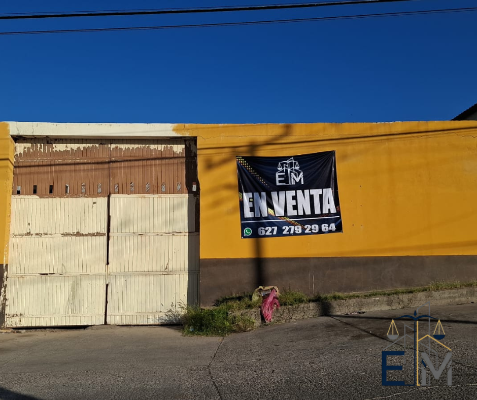 Terreno con Bodegas en El Milagro