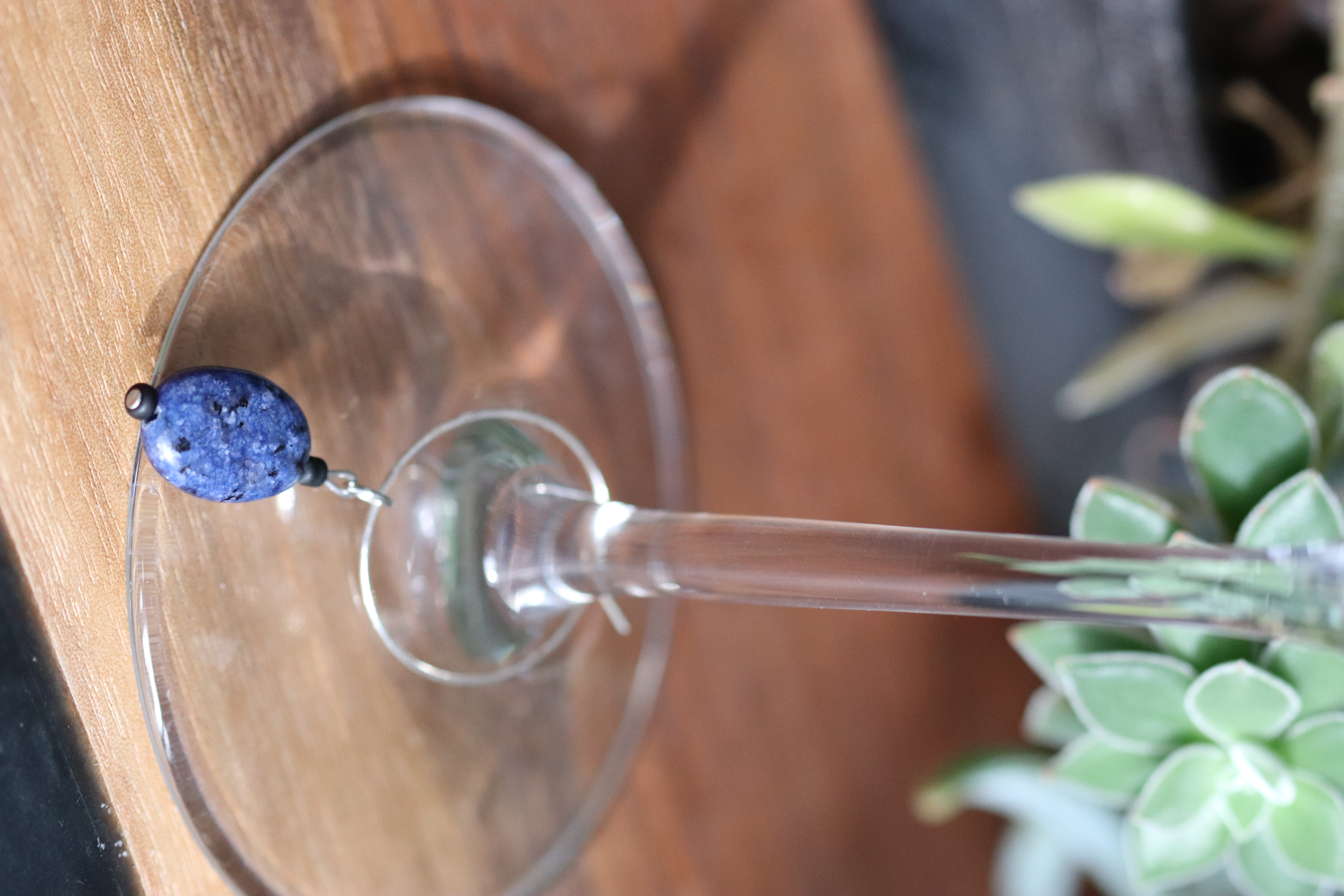 Blue Agate Wine Glass Charm called "Blue Pepper"