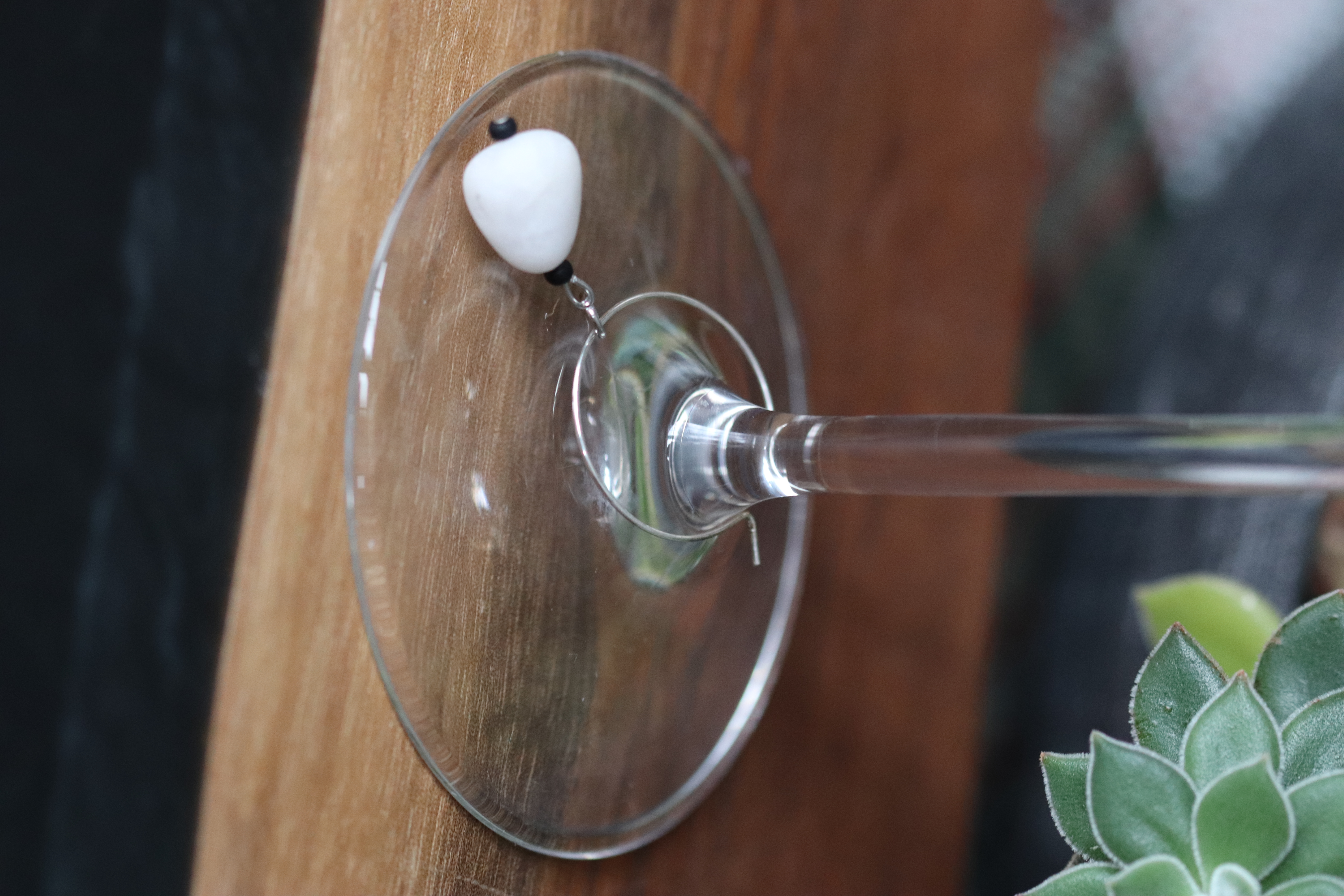 Simple Chic White Wine Charm called "Iceberg"