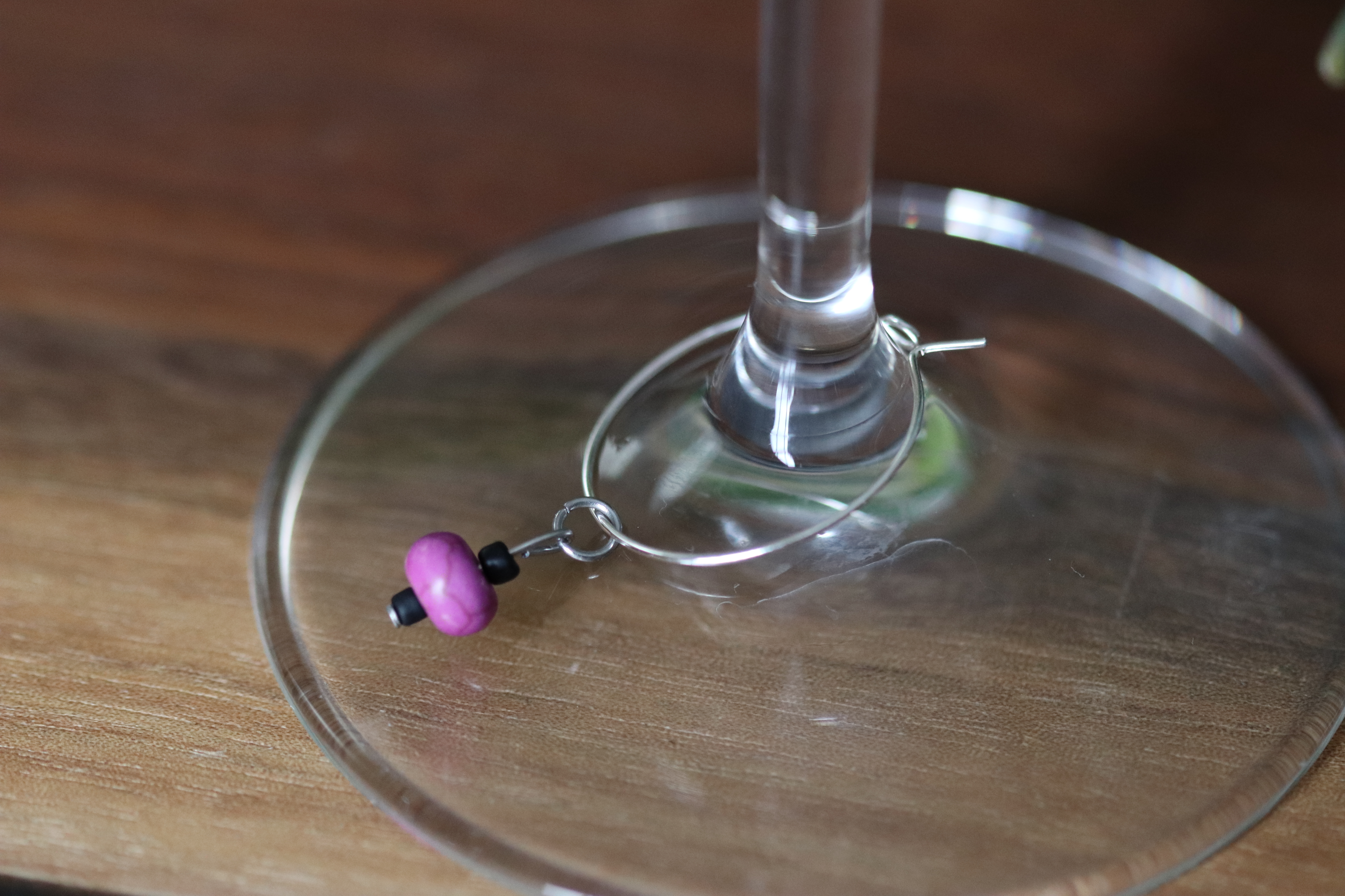 Mulberry Wagnerite Wine Charm called "Mulberry Vines"