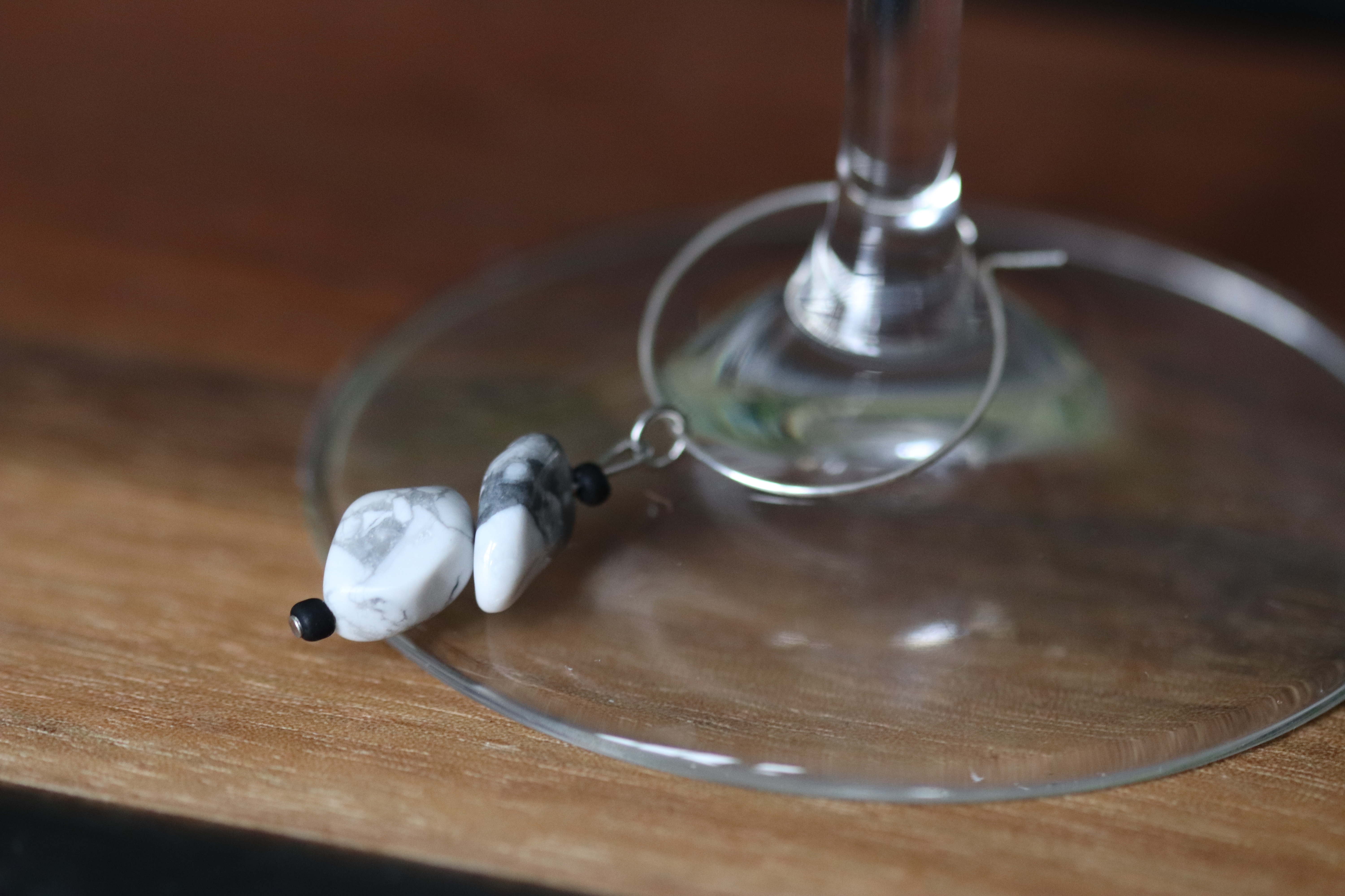 Elegant Grey and White Marble Style Wine Charm called "Gathering by the Island"