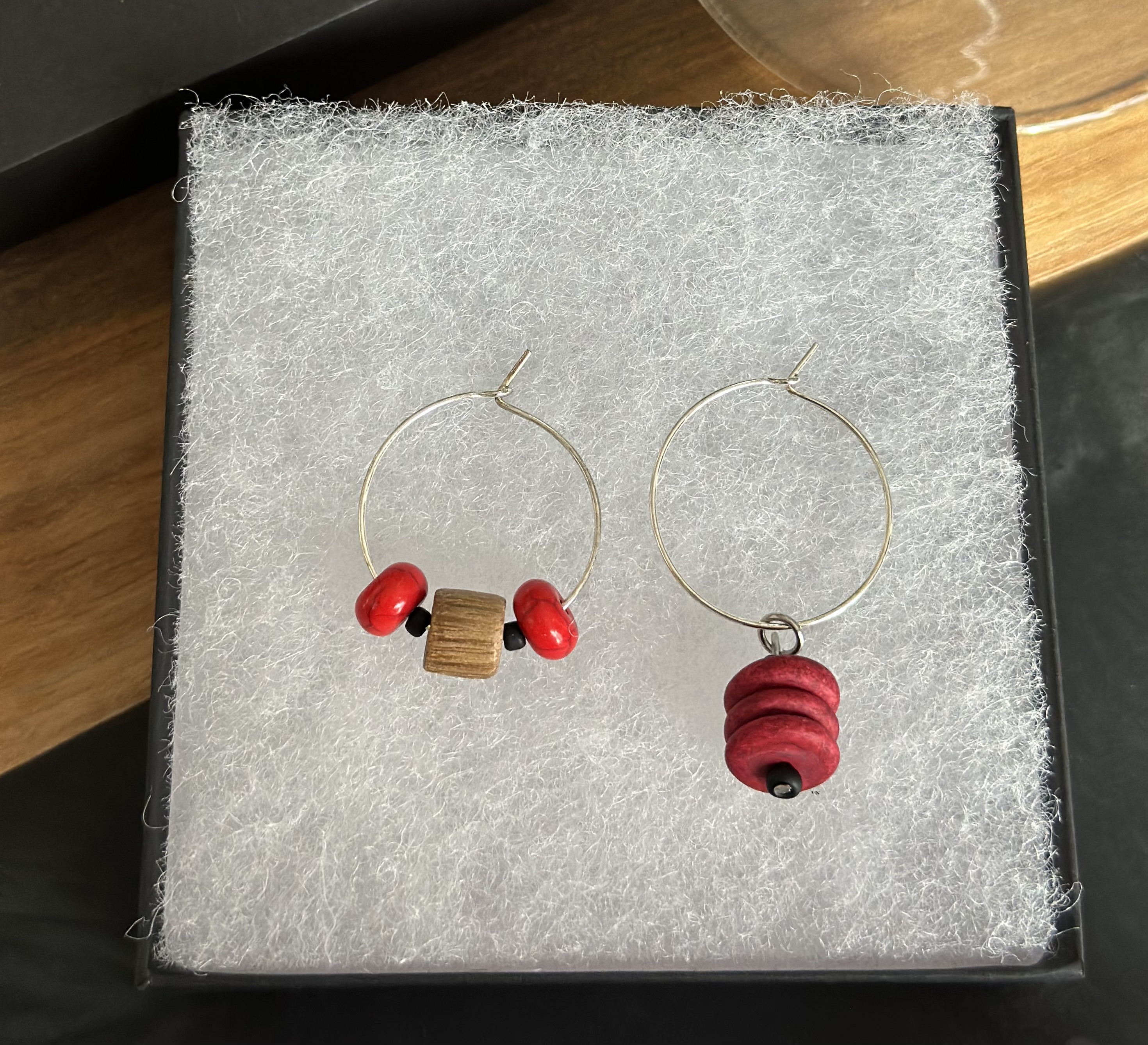 Elegant Red, Orange & Yellow Gemstone Wine Charms Sets