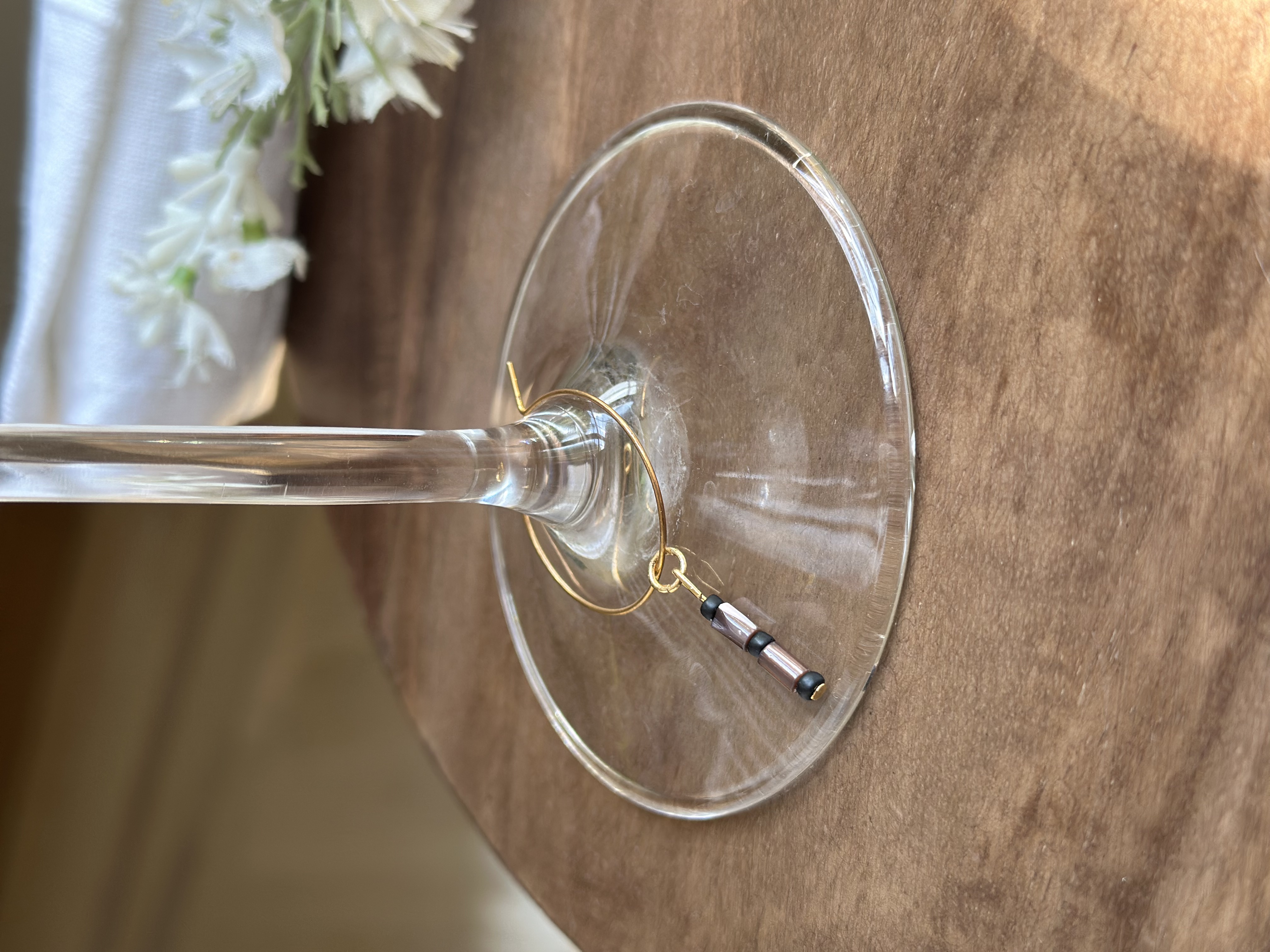Beautiful Brown Shells Wine Glass Charm called "Stand on my shoulders"