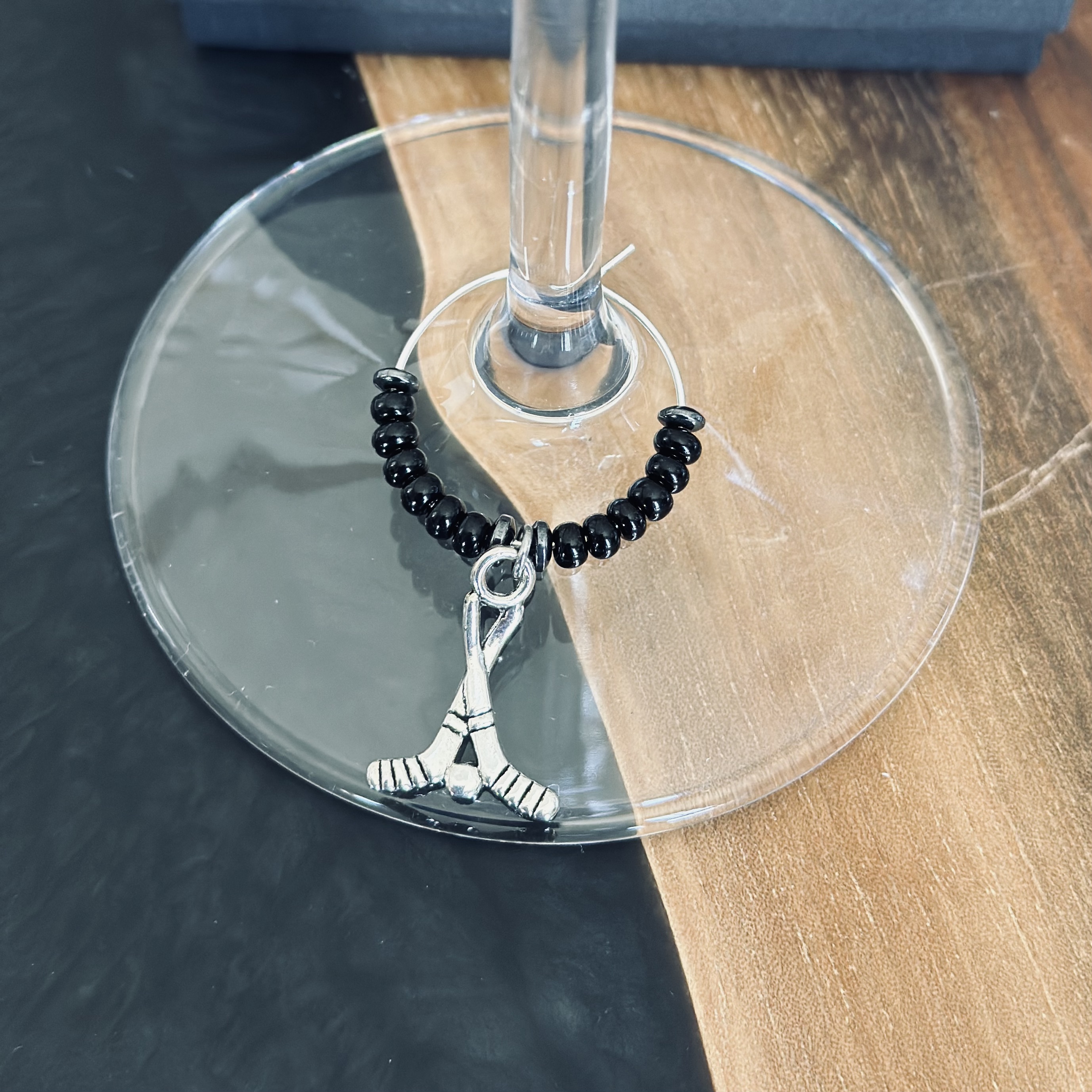 Hockey Sticks wine charm