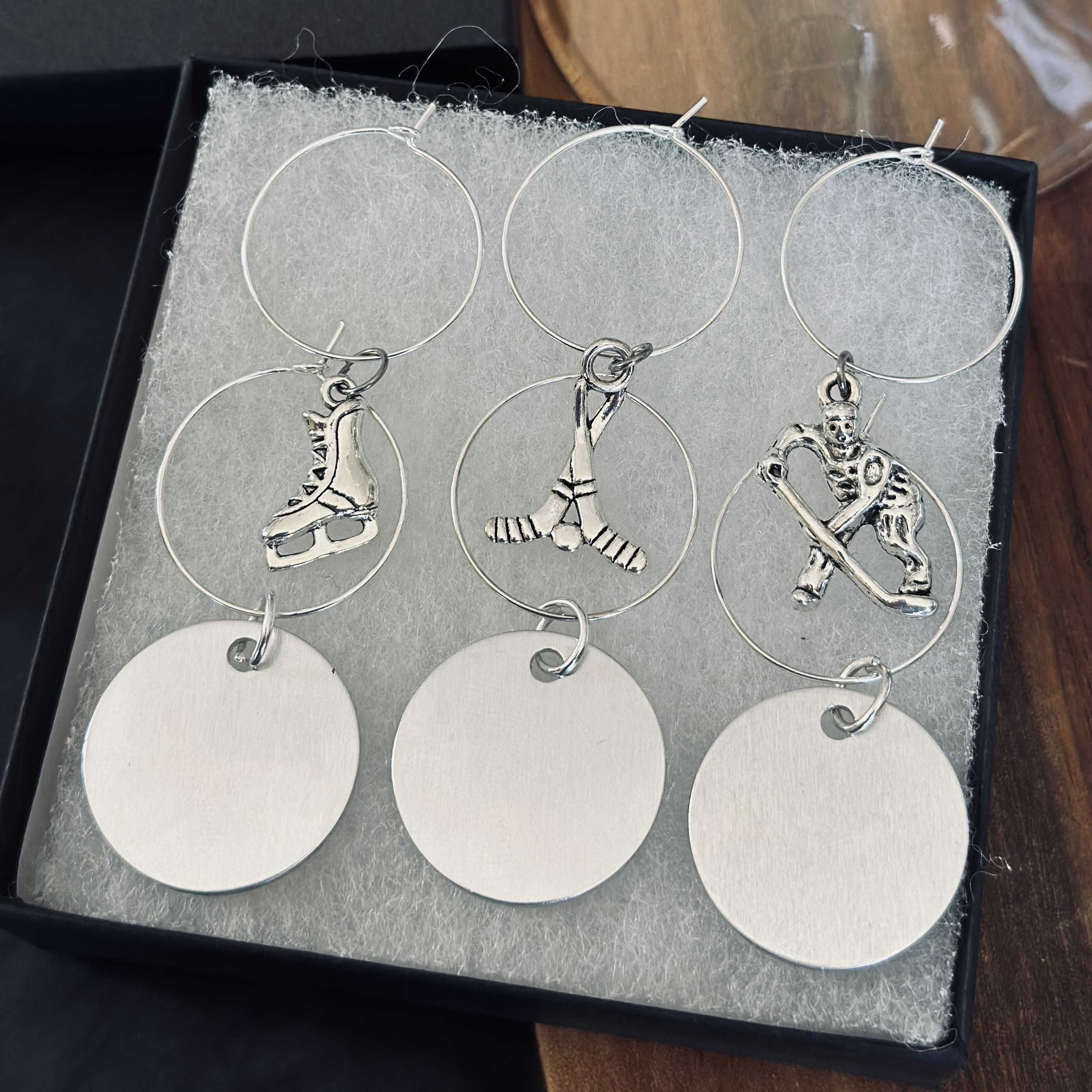 Set of 6 Hockey wine charms including 3 personalized pendants