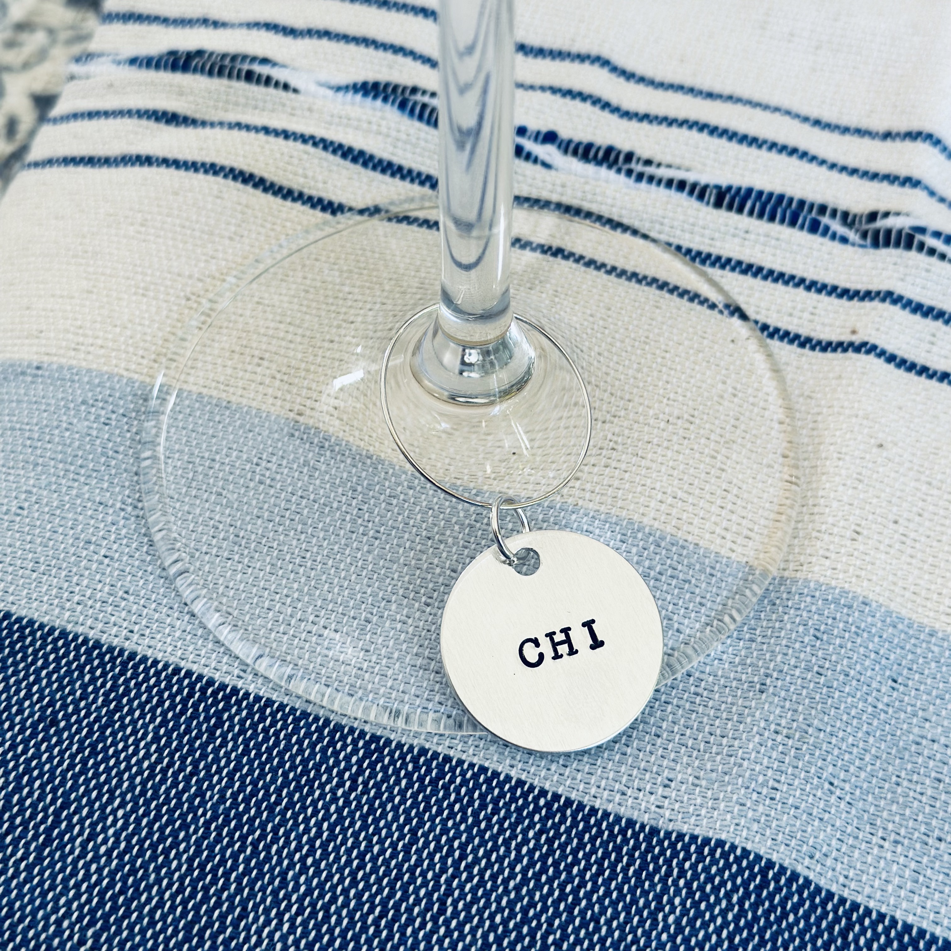 Chicago wine charm - Minimalist CHI style wine charm