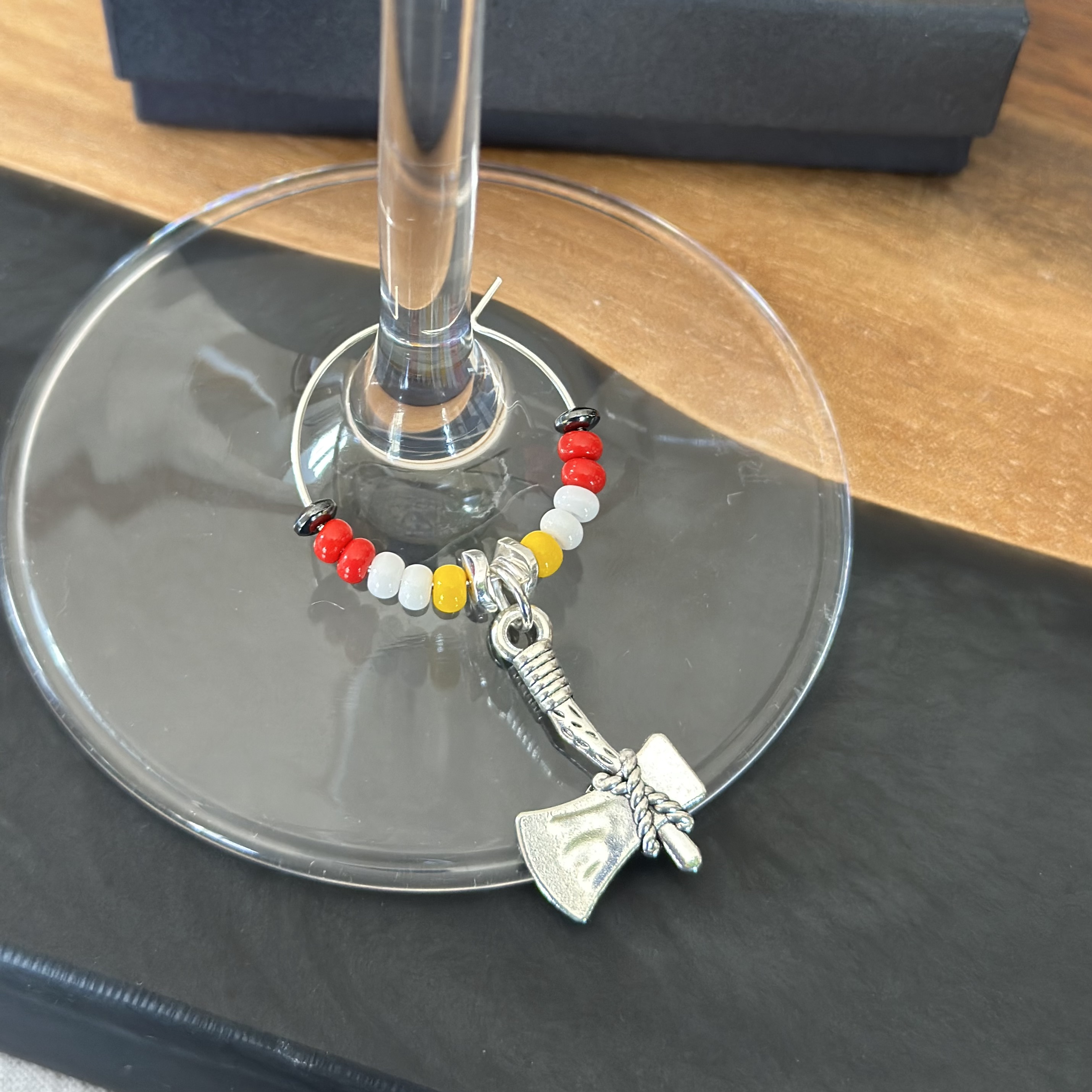 Tomahawk wine charm for your glassware