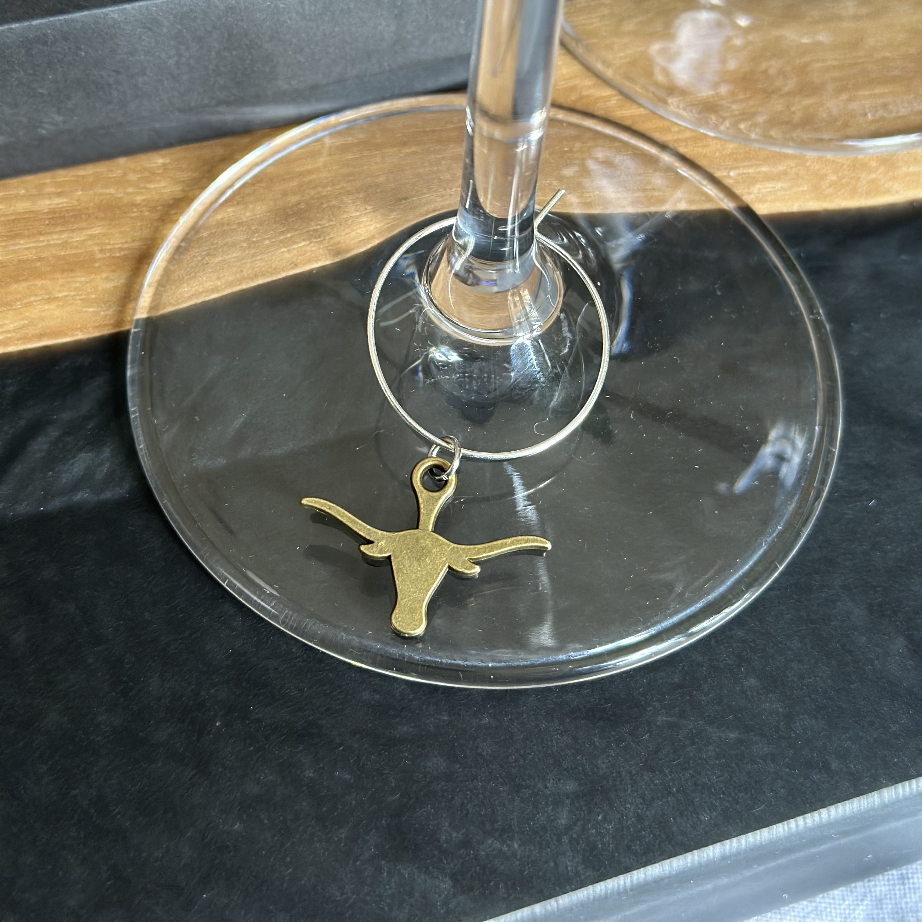 Antique Bronze Wine Charm - Texas Bull Wine Charm