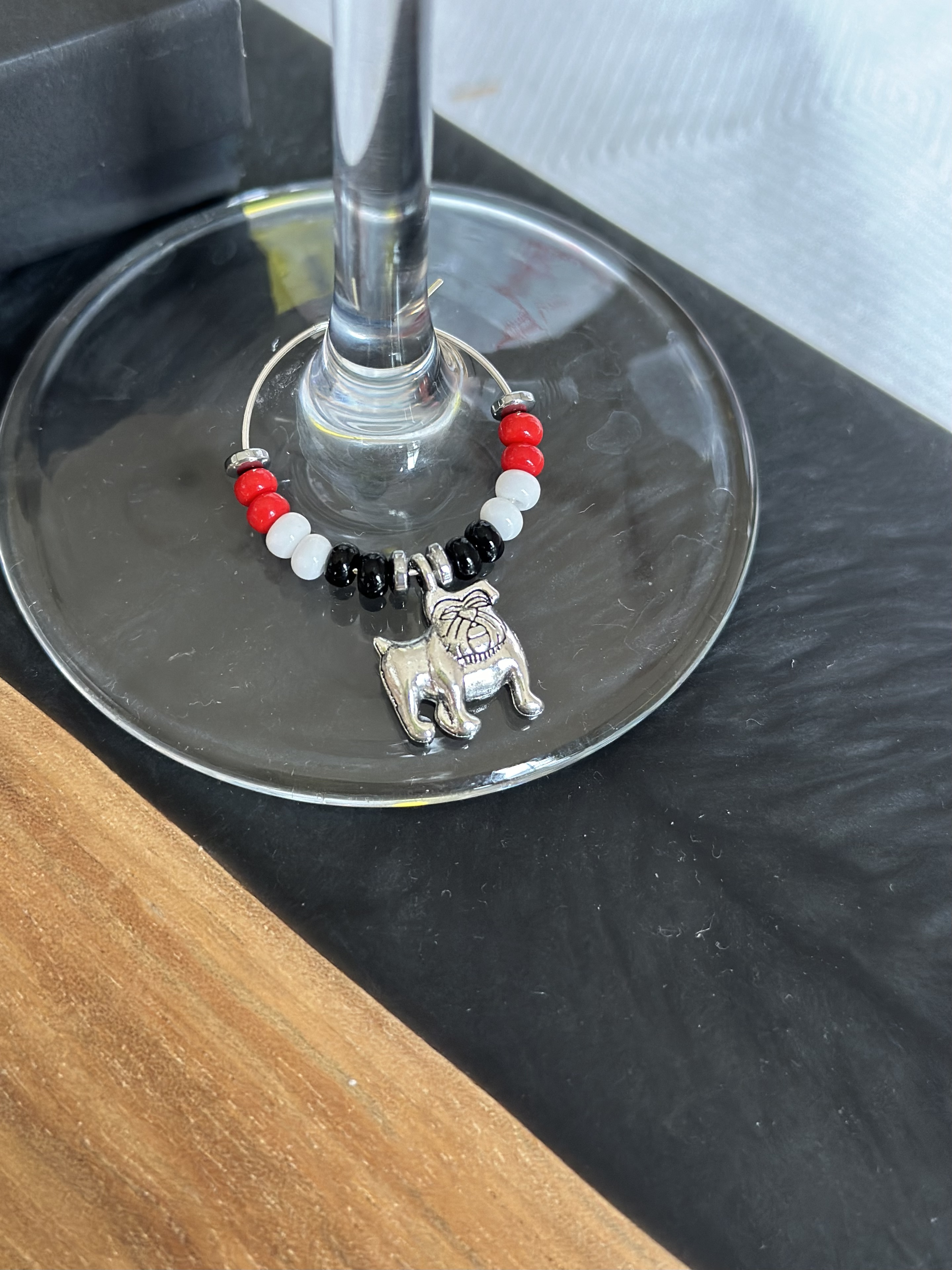 Bulldog Wine Charm 