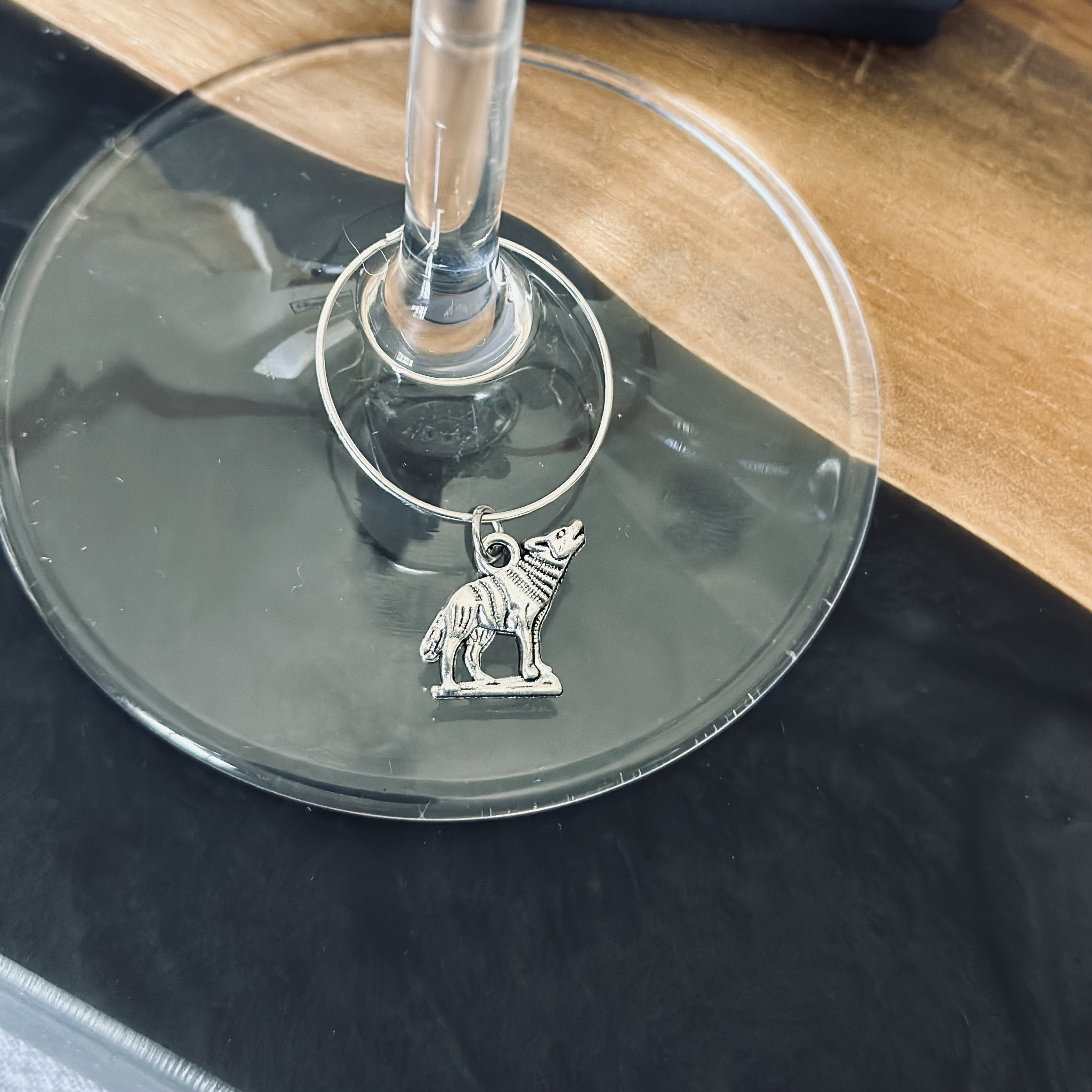 Silver Howling Wolf Wine  Charm