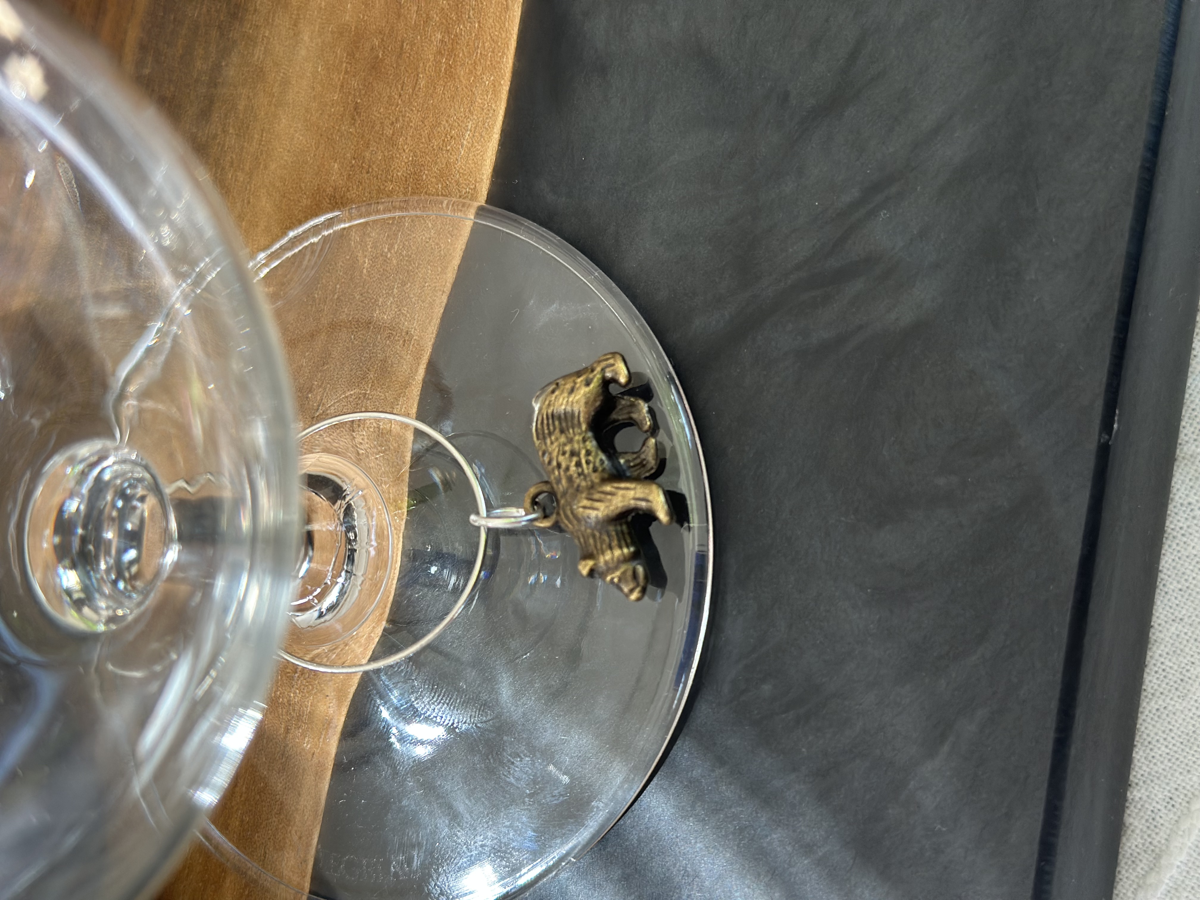 Antique Bronze Bear Wine Glass Charm