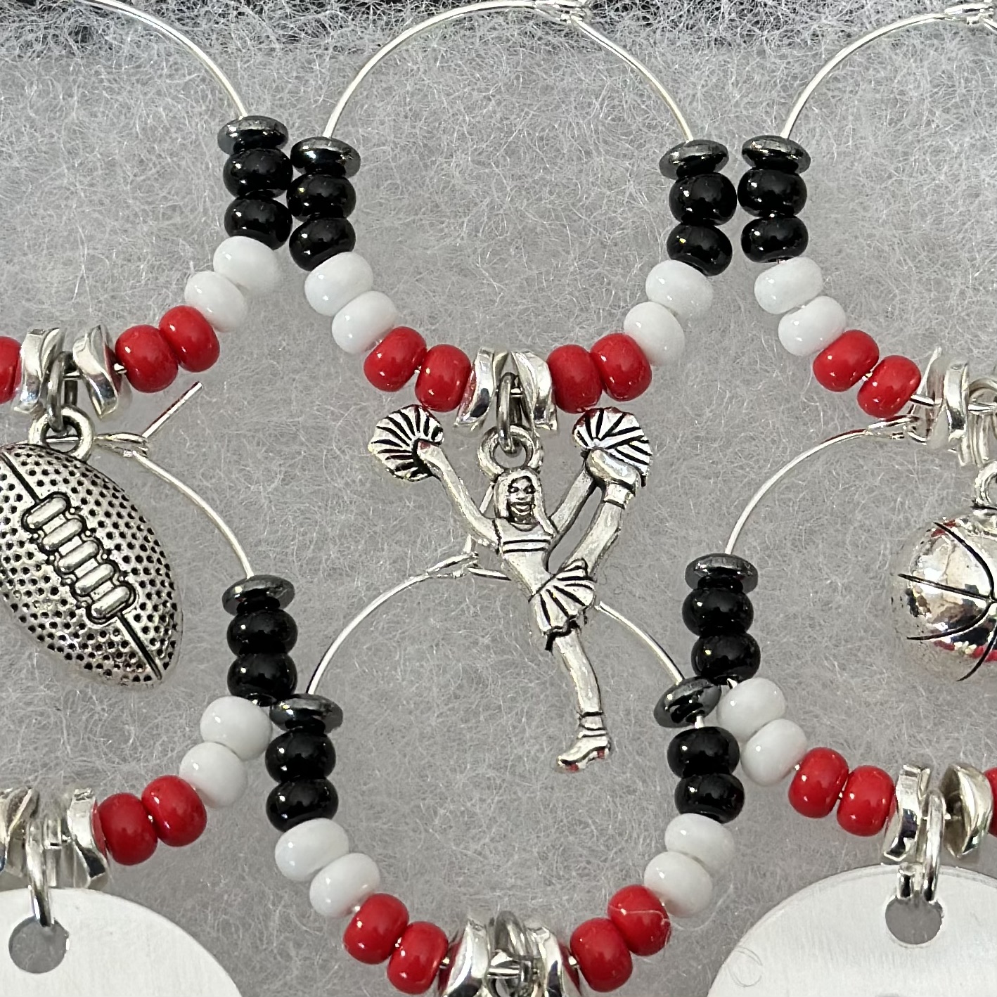 Cheerleader wine charm - Leg Up 