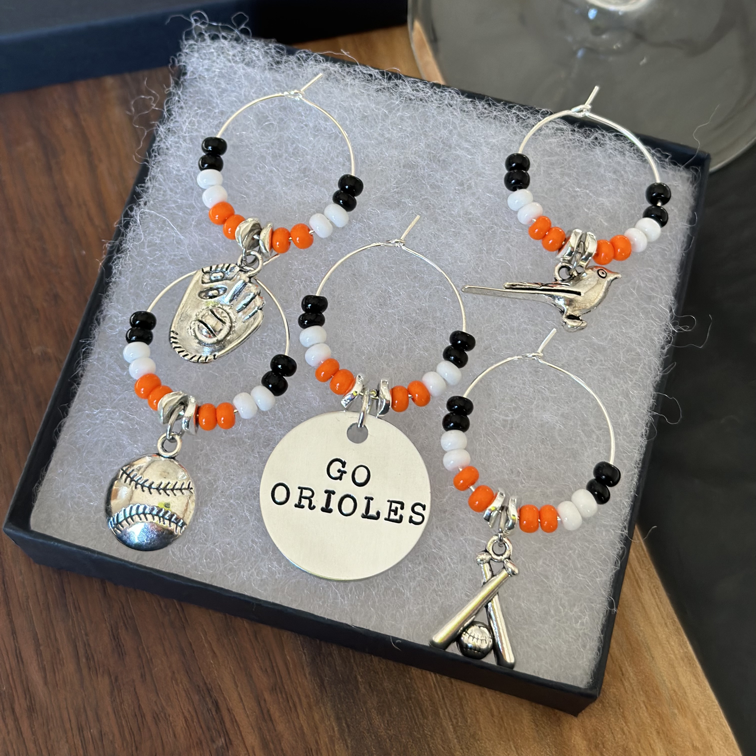 Silver Tone Bird Oriole Wine Charm