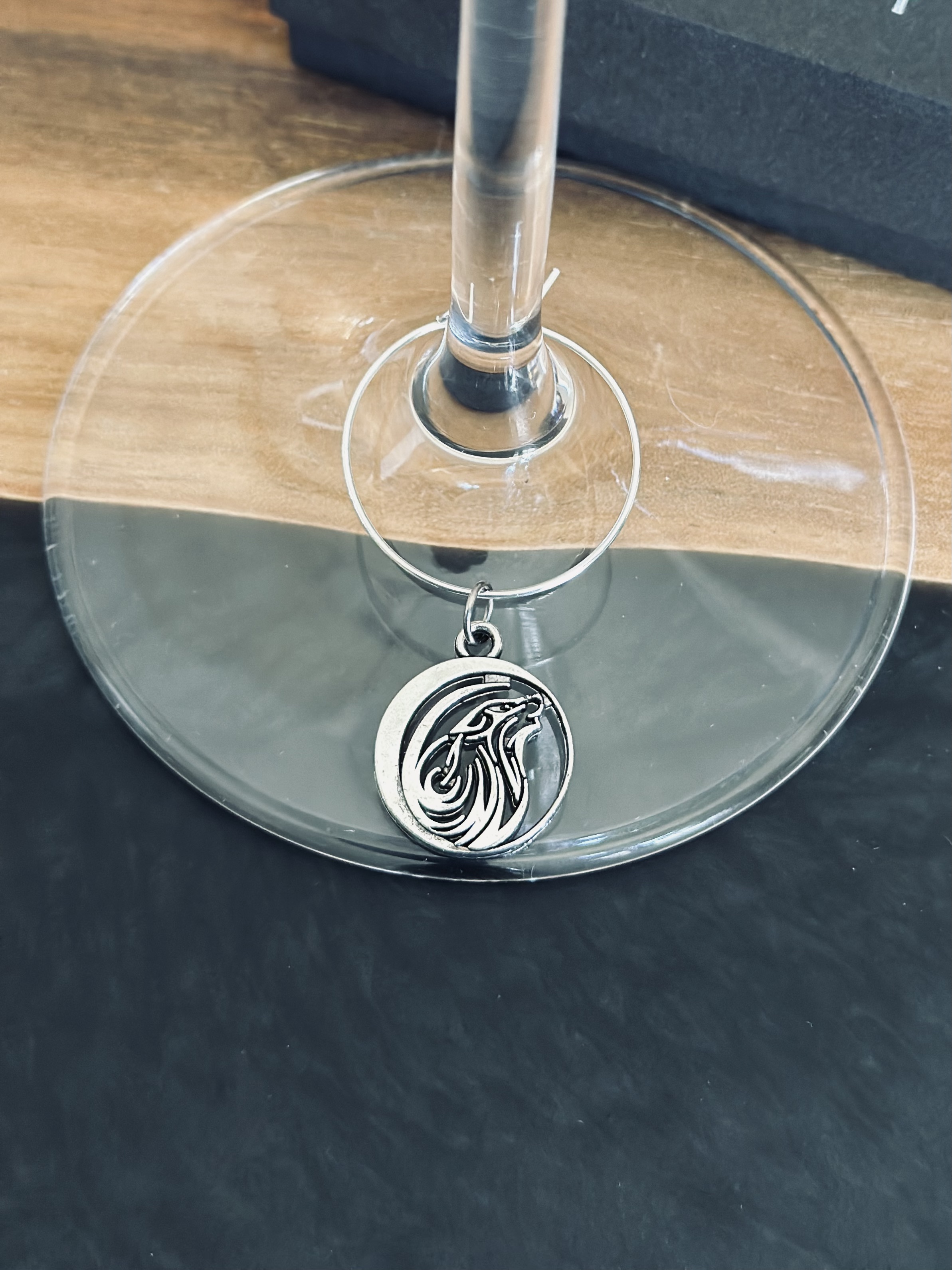 Silver Wolf Howling Wine Glass Charm